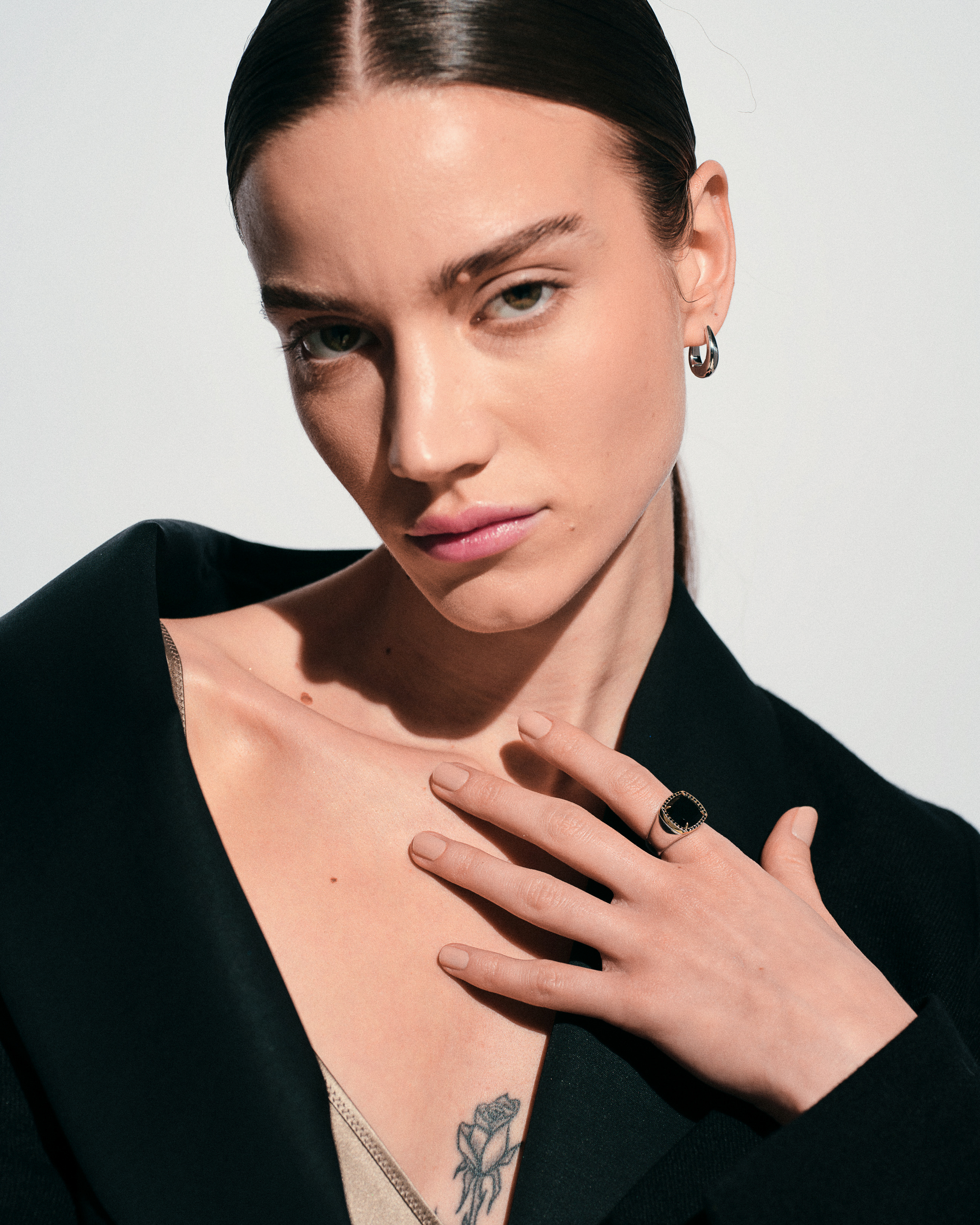 May Ring White Mother of Pearl with Diamonds - Tom Wood Project Official  Online Store