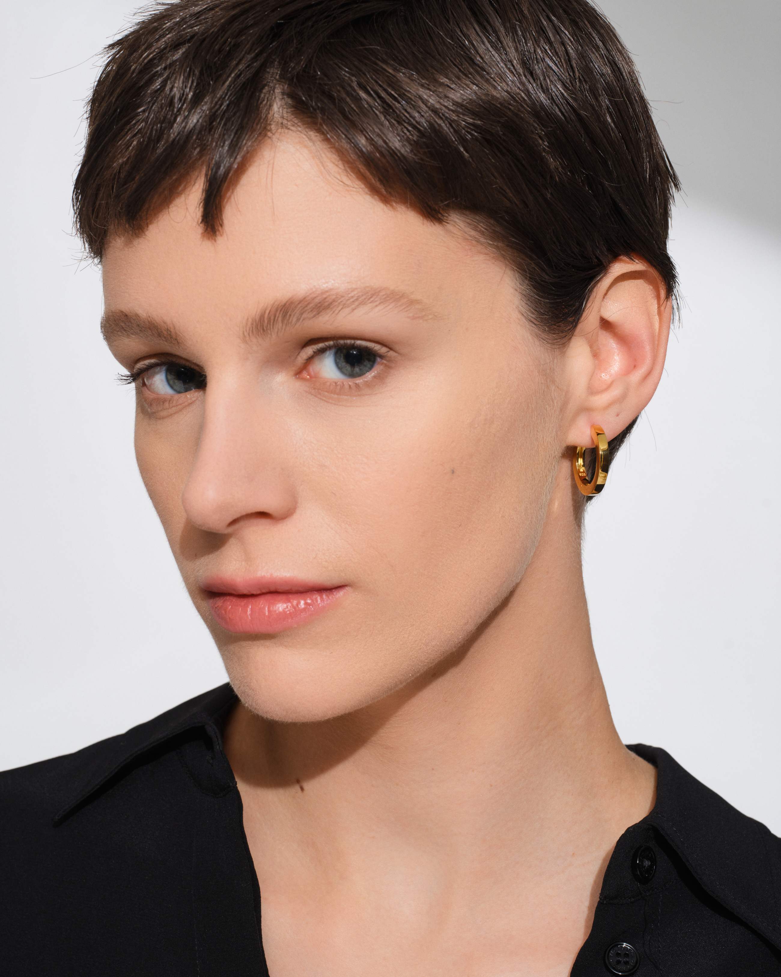 Classic Hoops Medium Gold - Tom Wood Project Official Online Store