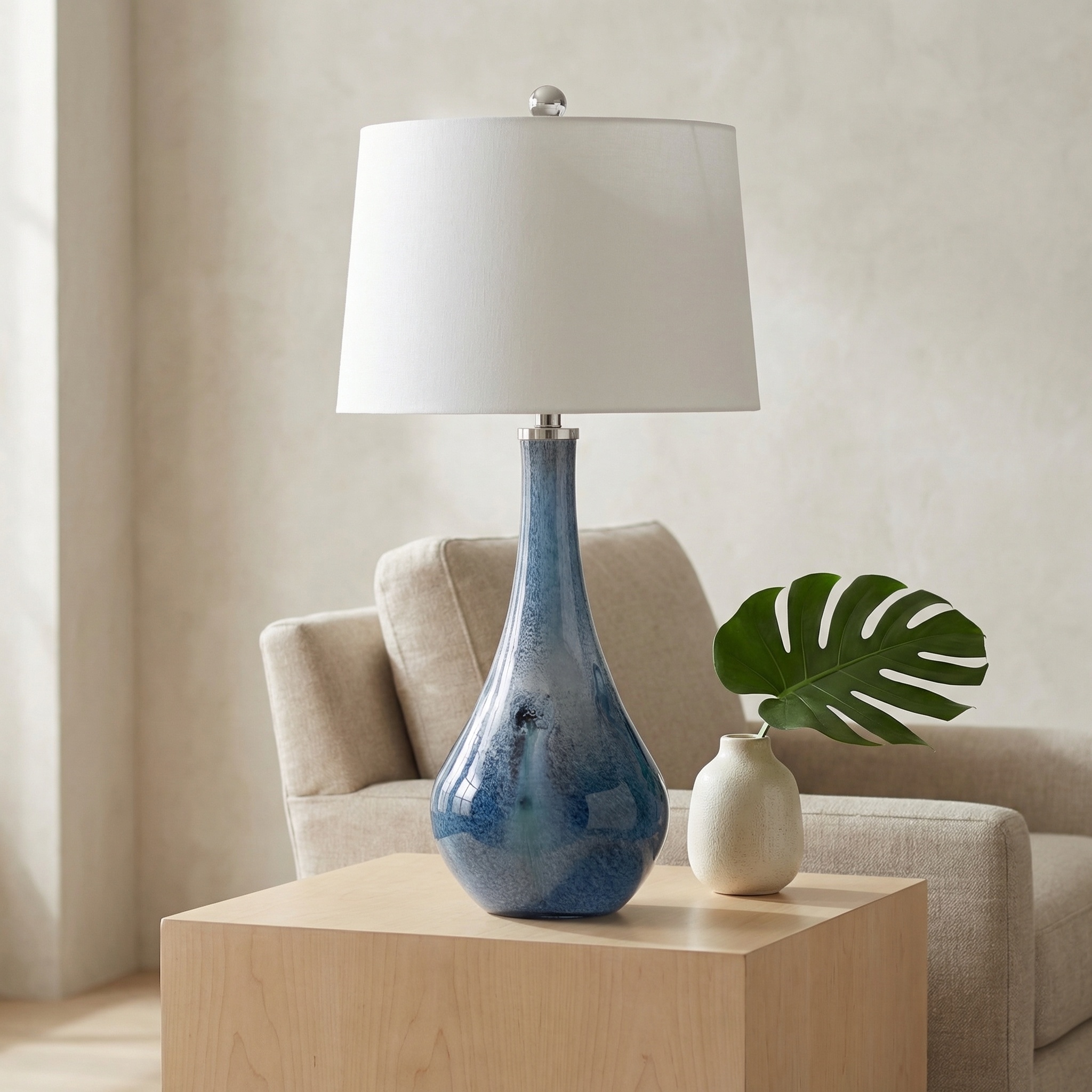 Nanda Table Lamp
