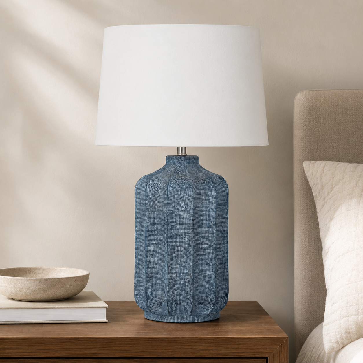 Hedren Table Lamp