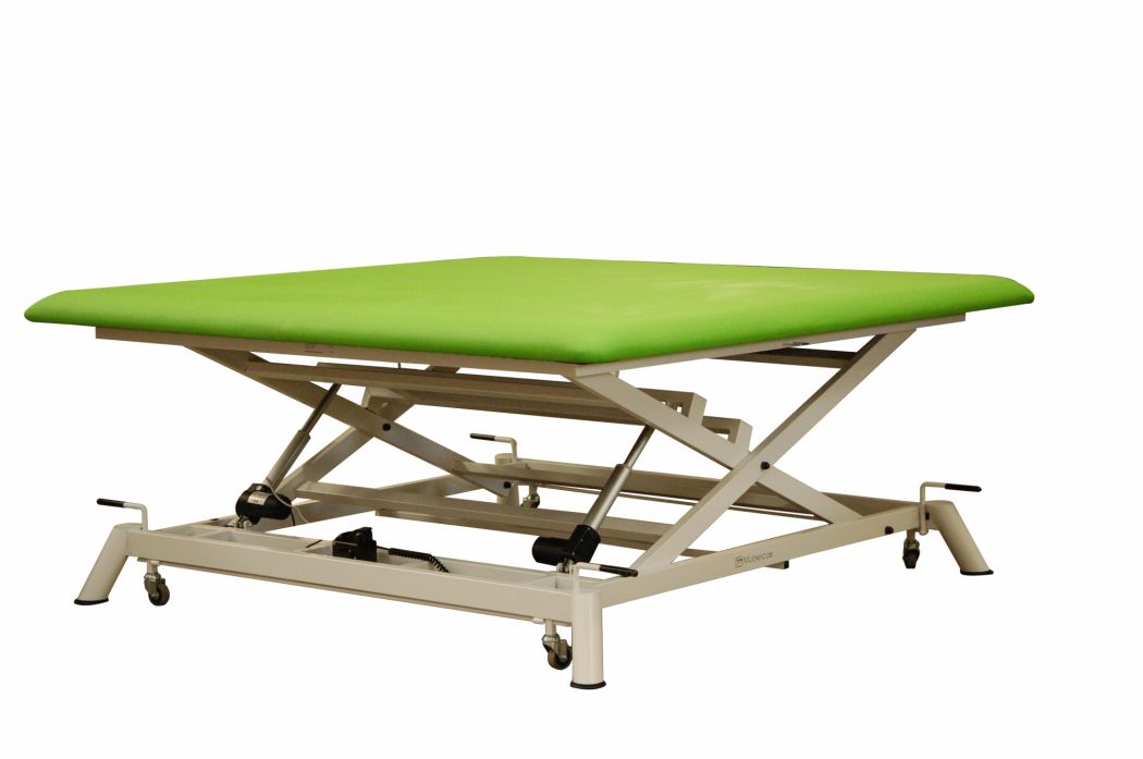 Elektrisk Bobath (XL) med 2 motorer – Sax-underrede och hjul