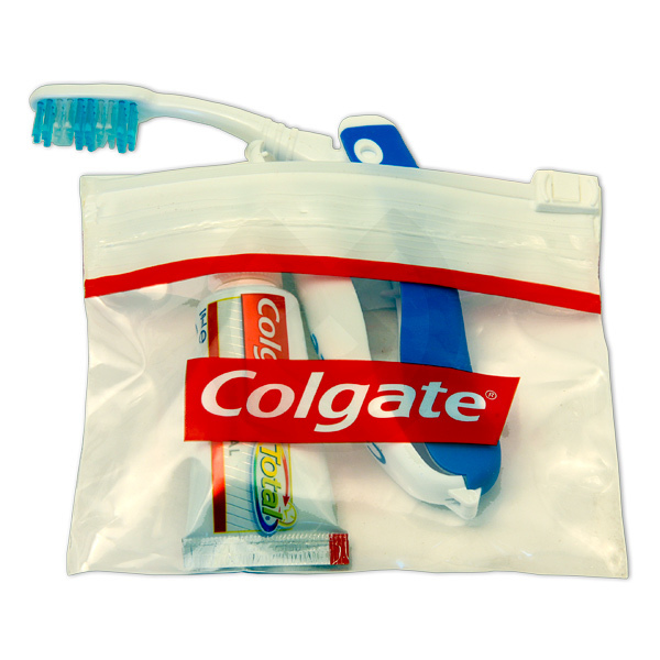 Resekit – tandborste + tandkräm – COLGATE