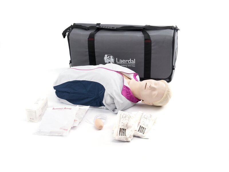 Resusci Anne First Aid Torso – Med väska