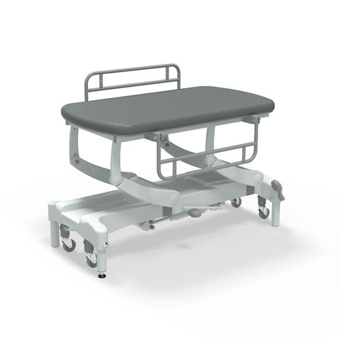 CLINNOVA Therapy – Hygienisk behandlingsbänk CLINNOVA Therapy – Hygienisk behandlingsbänk
