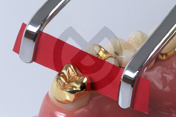 Arti-fol metallisk folie, 1-sidig, 8 mm, BK35 RÖD – BAUSCH