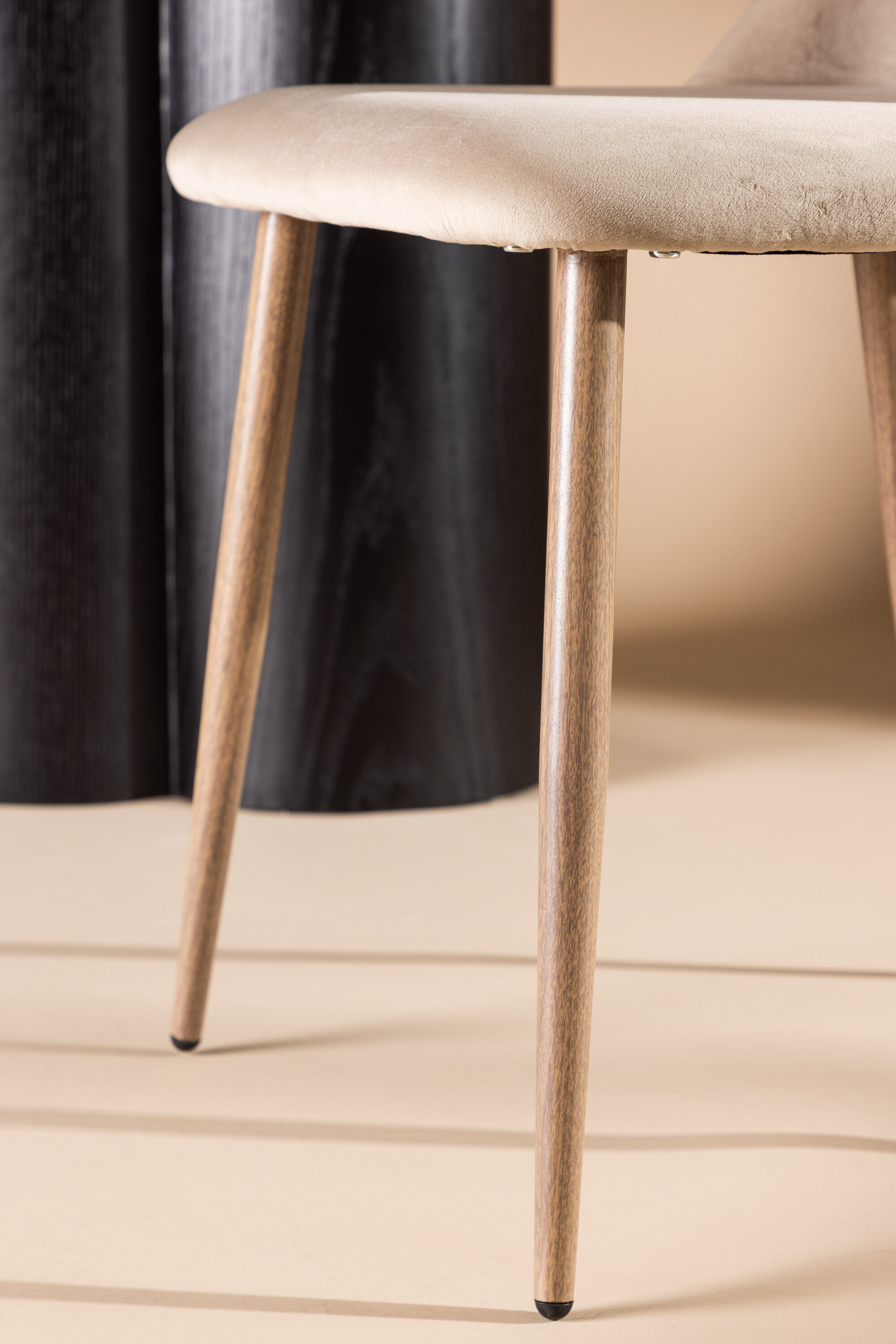 deLOHN Night Étkezőszék