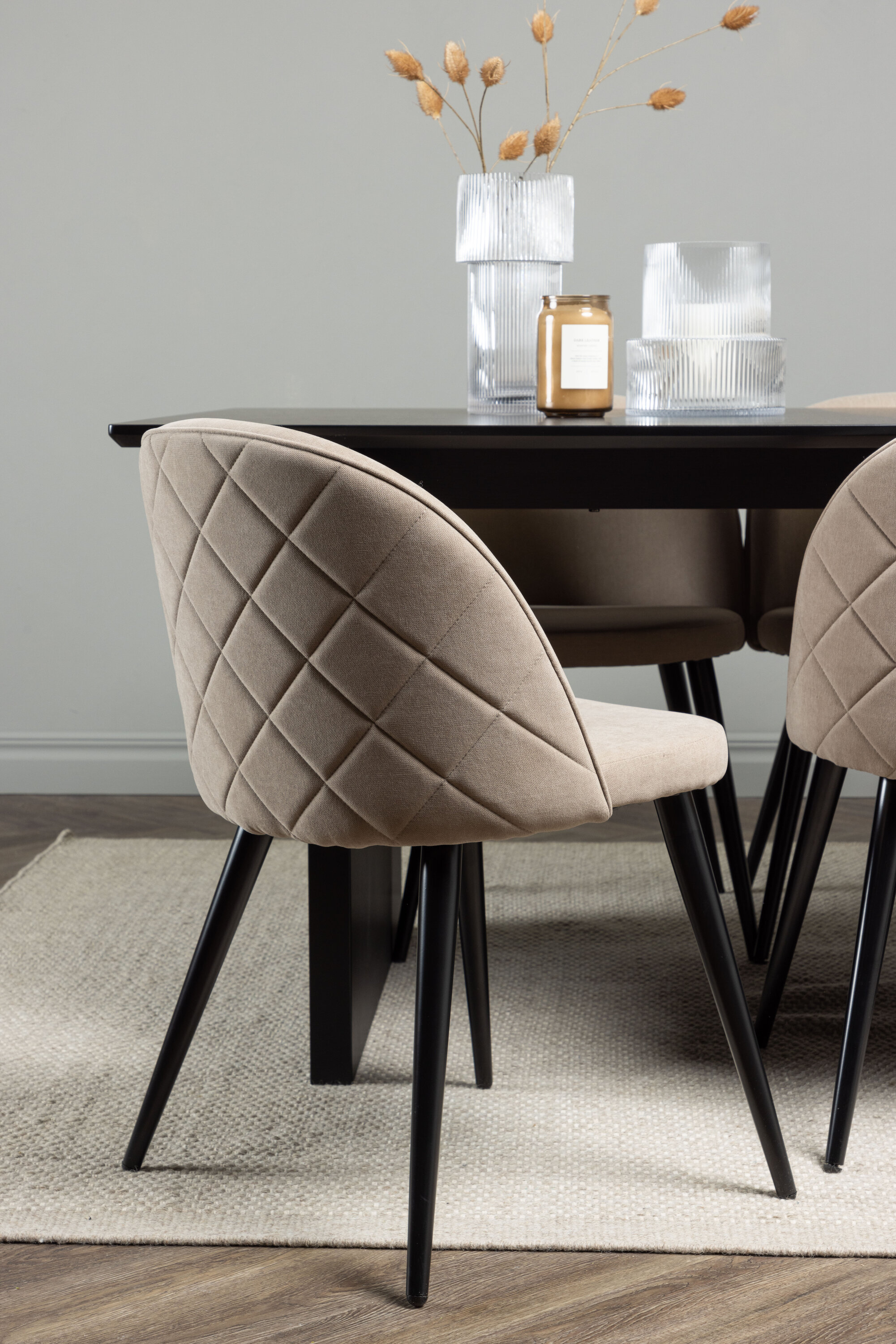 deLOHN Vail, Velvet Téglalap alakú étkezőgarnitúra