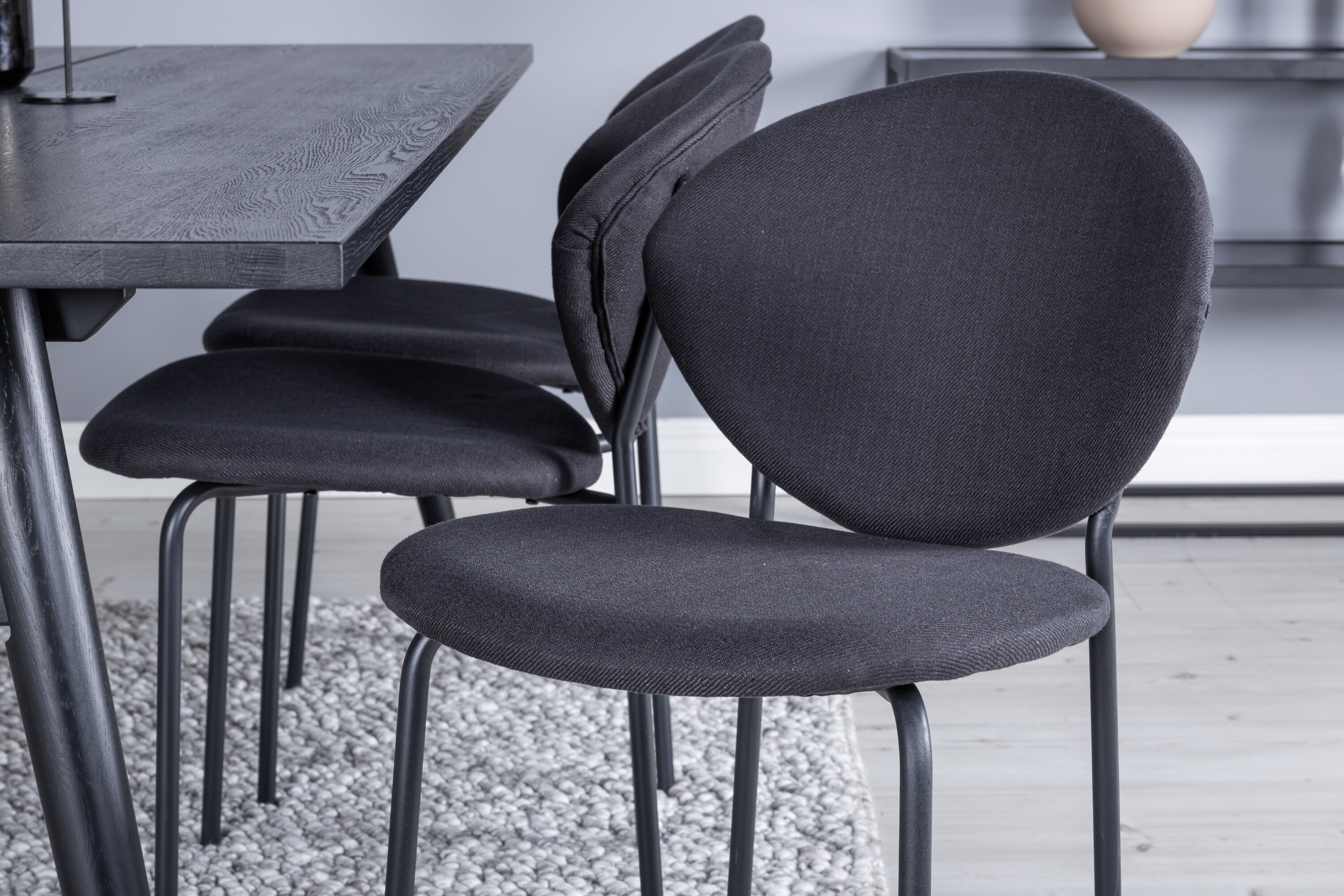 deLOHN Sleek, Vault Téglalap alakú étkezőgarnitúra