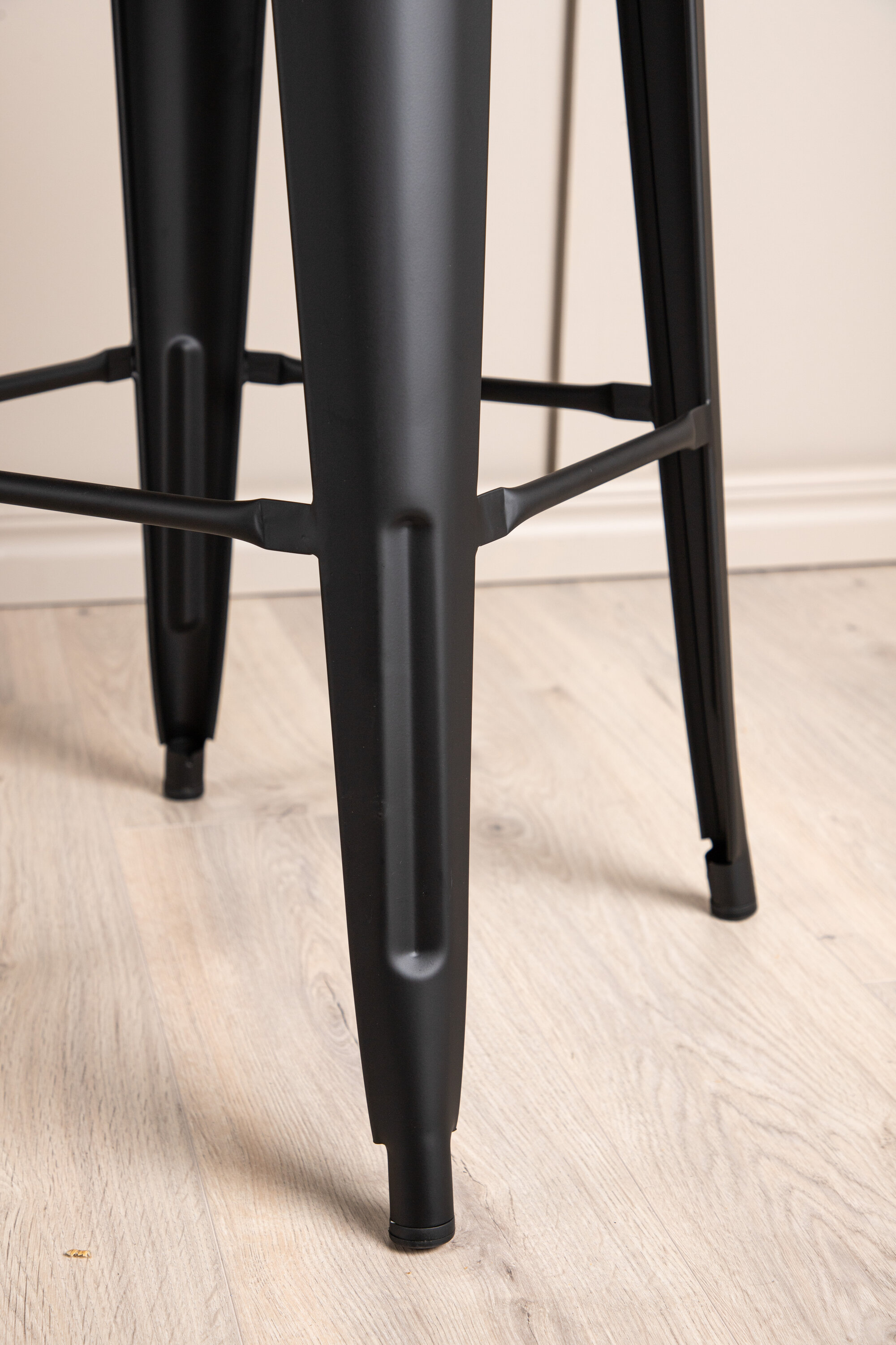 deLOHN Tempe Bárszék deLOHN Tempe Bárszék