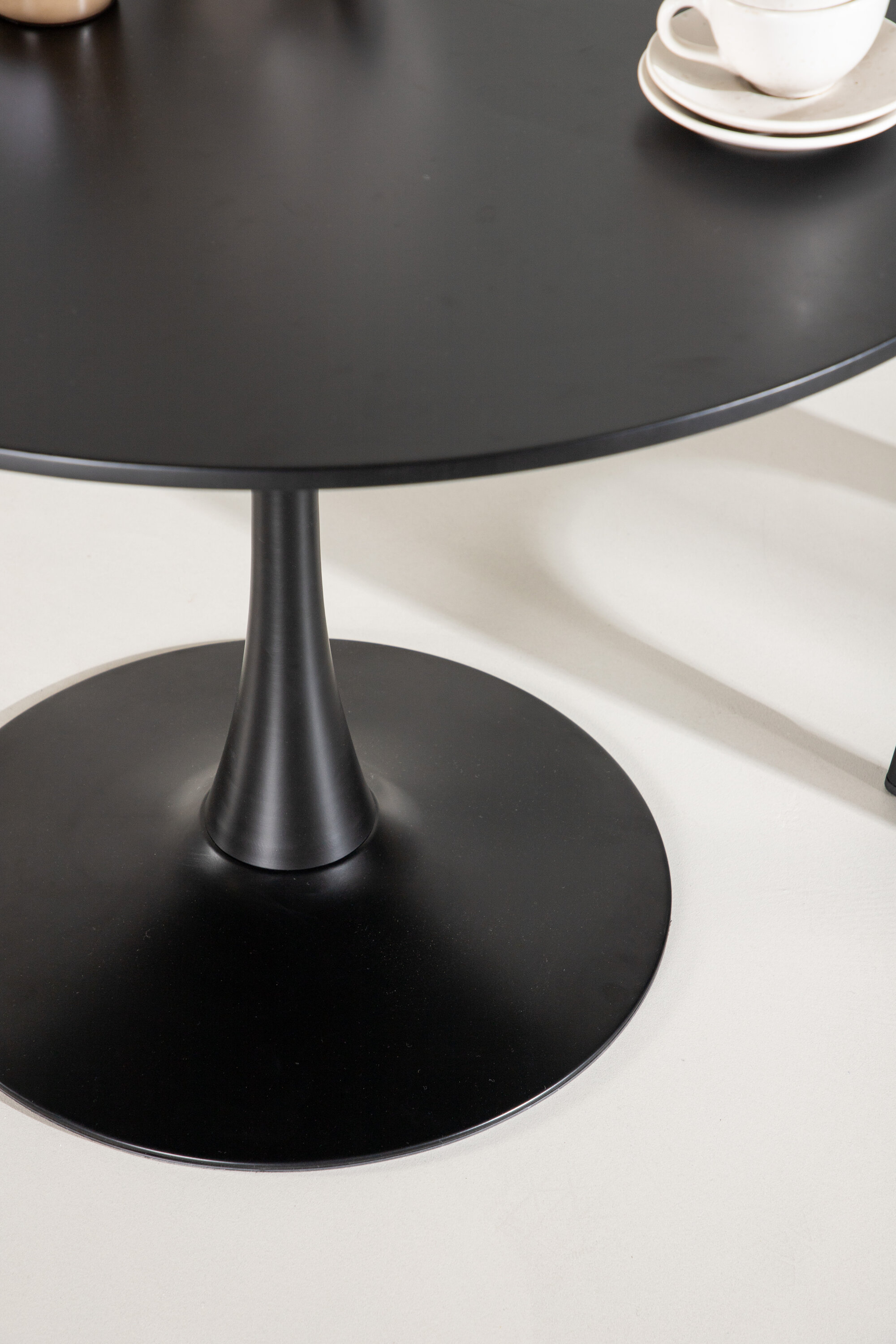 deLOHN Glade Kerek étkezőasztal