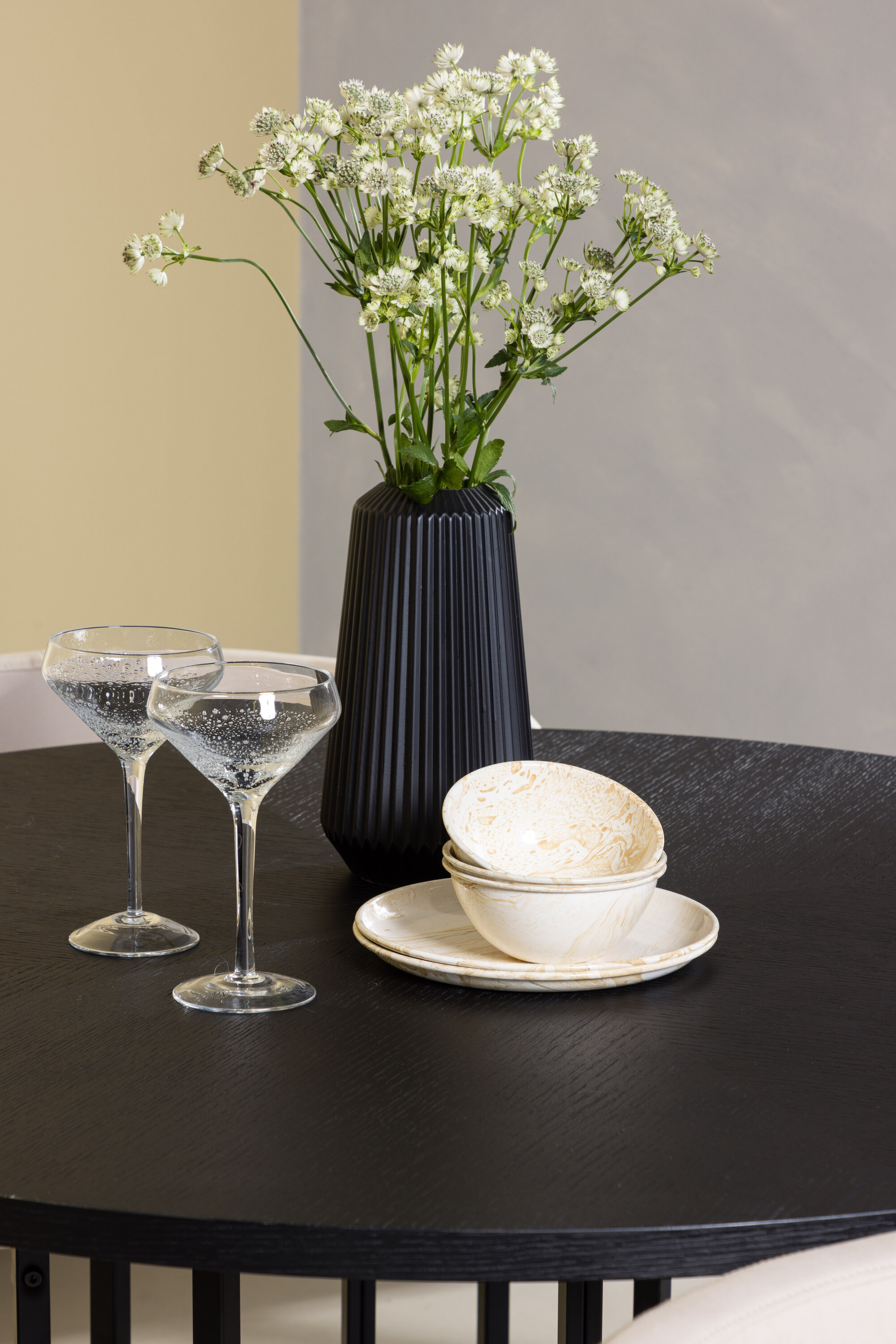 deLOHN Copenhagen, Simrishamn Kör alakú étkezőgarnitúra