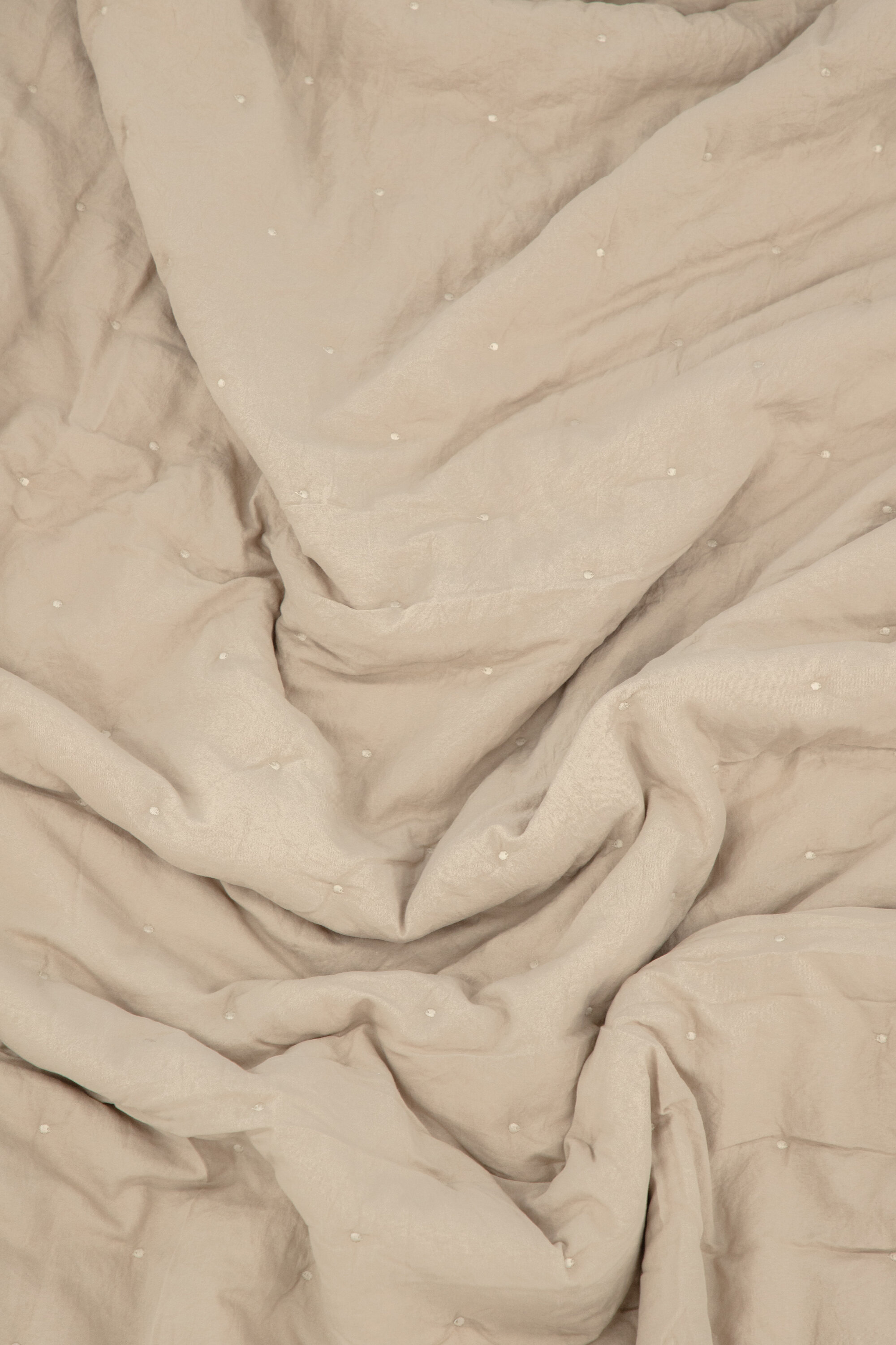 deLOHN Sally Ágynemű