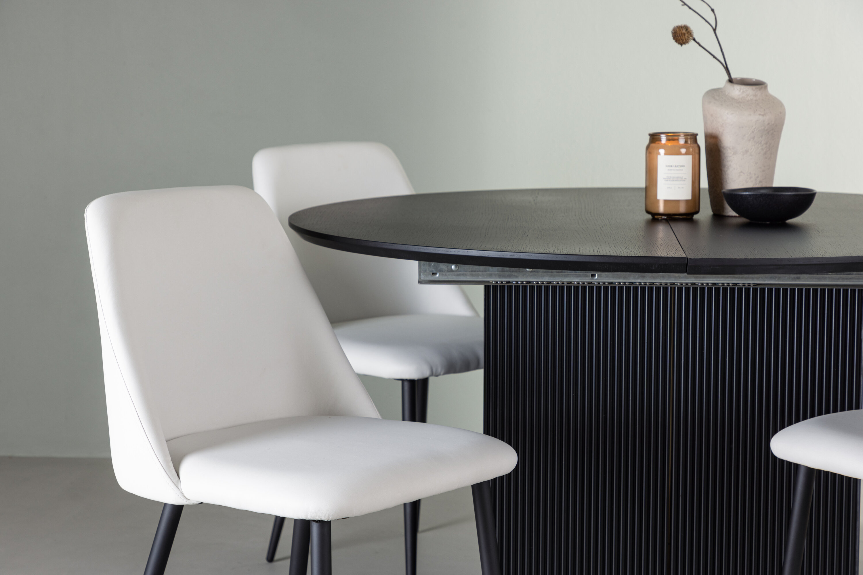 deLOHN Night Kör alakú étkezőgarnitúra