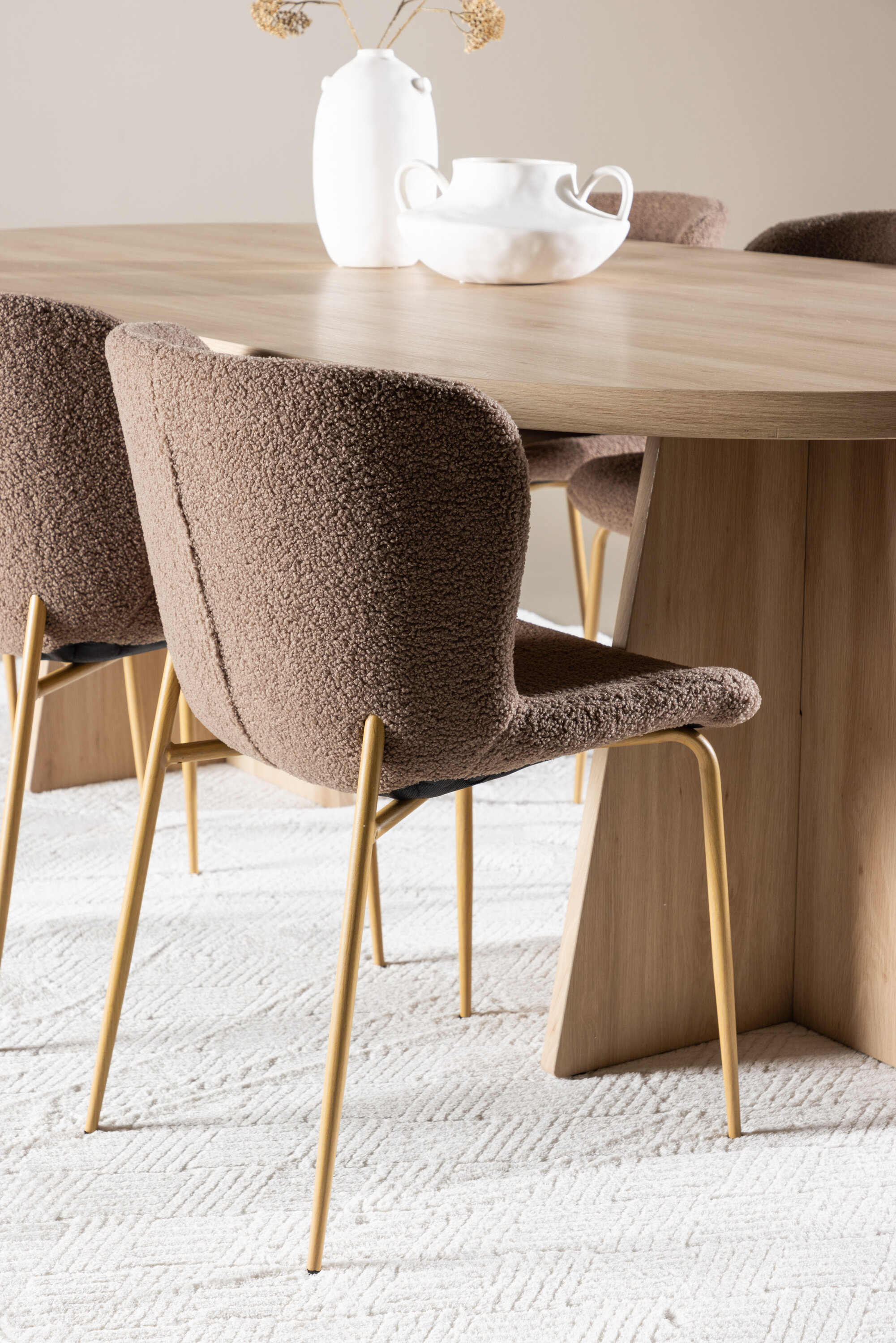 deLOHN Bootcut, Modesto Ovális étkezőgarnitúra