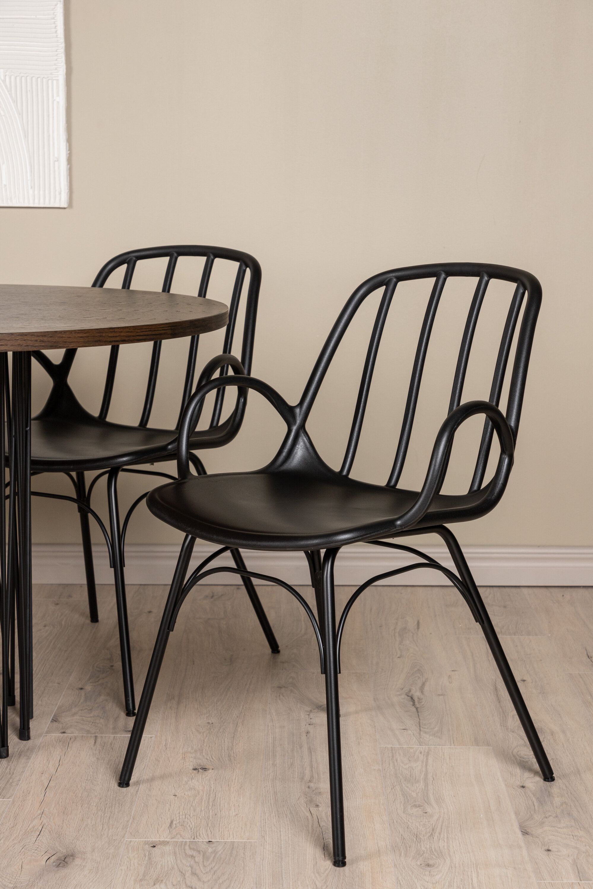 deLOHN Stone round, Dyrön Kör alakú étkezőgarnitúra