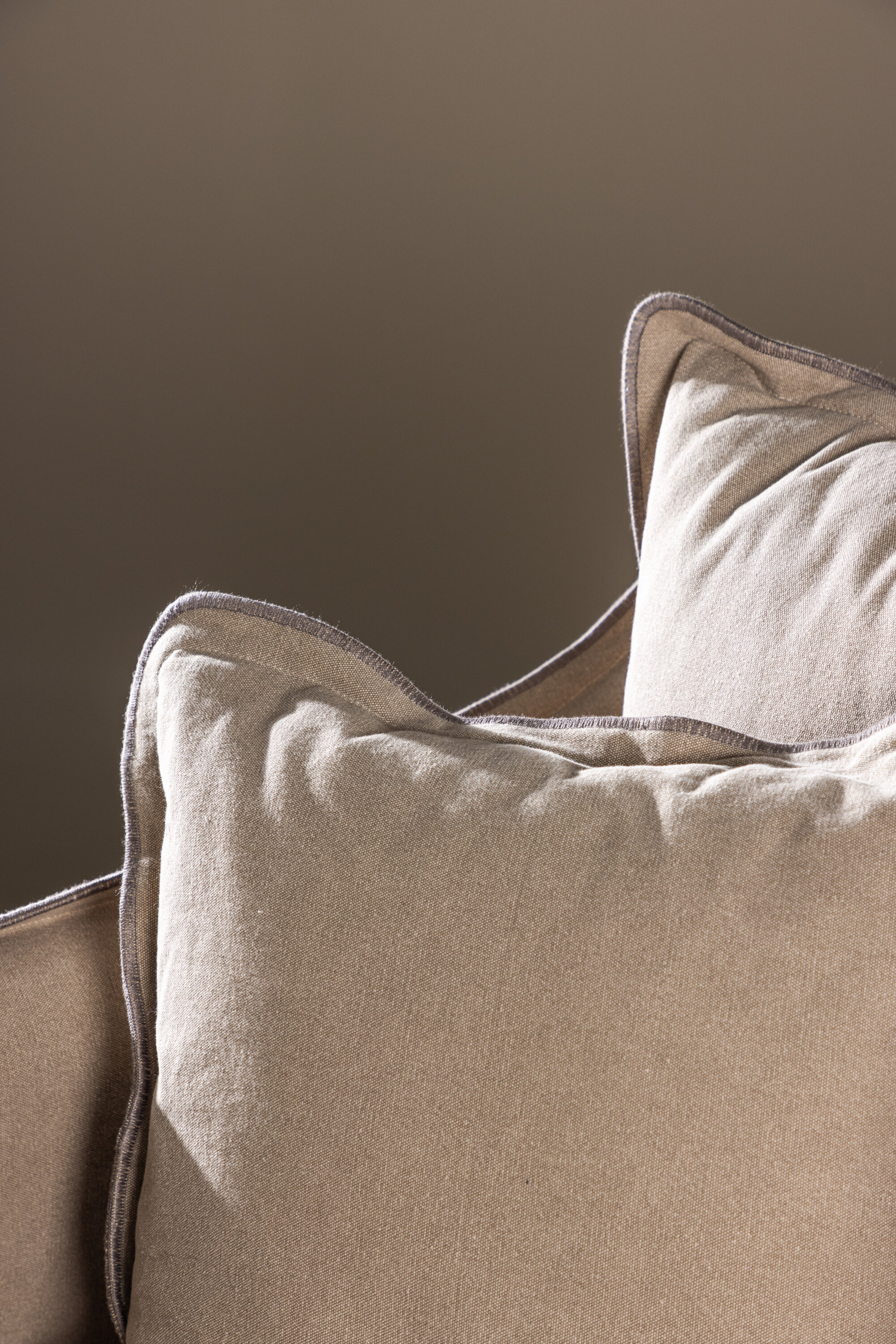 deLOHN Oskarshamn Háromszemélyes kanapé