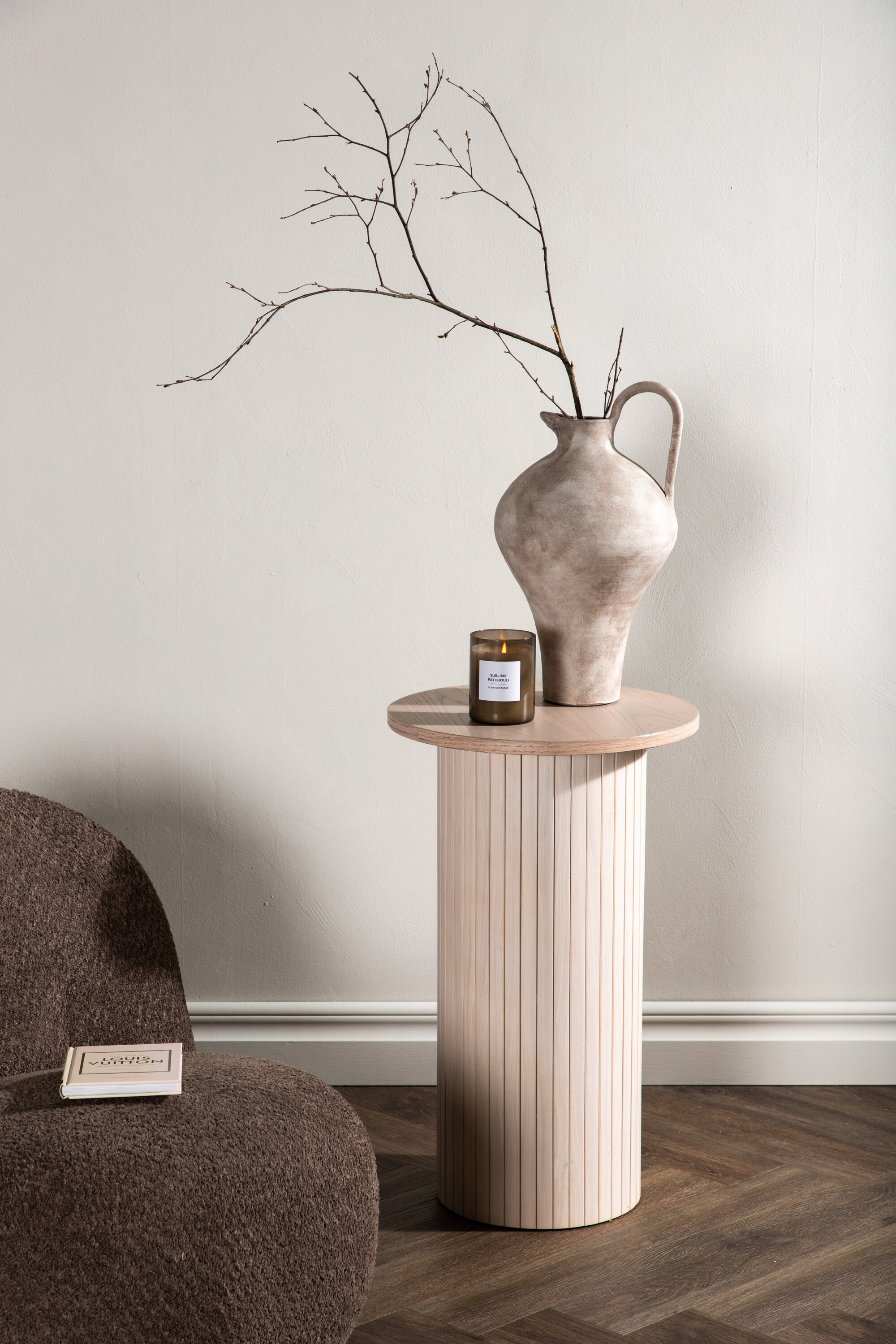 deLOHN Bianca Kisasztal