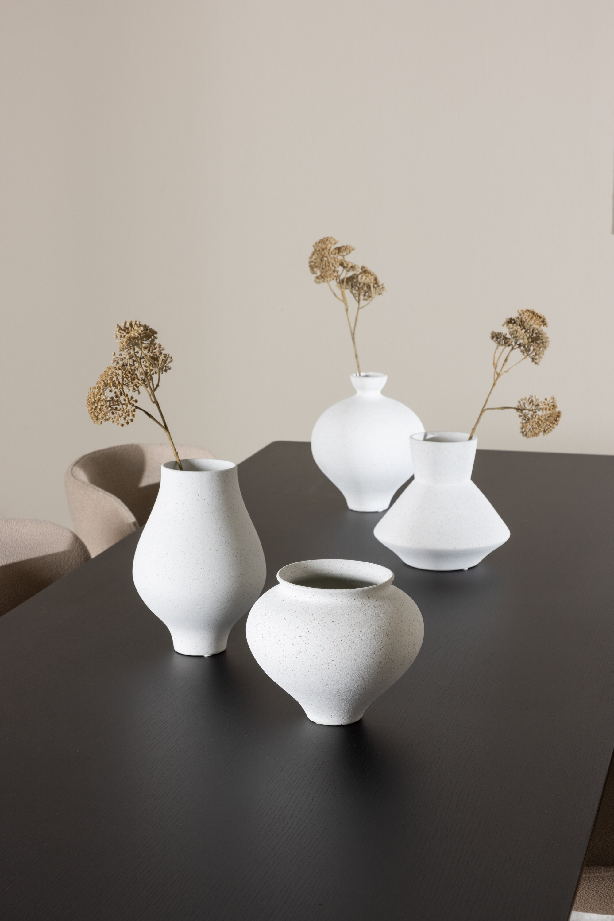 deLOHN Ellis, Modesto Téglalap alakú étkezőgarnitúra