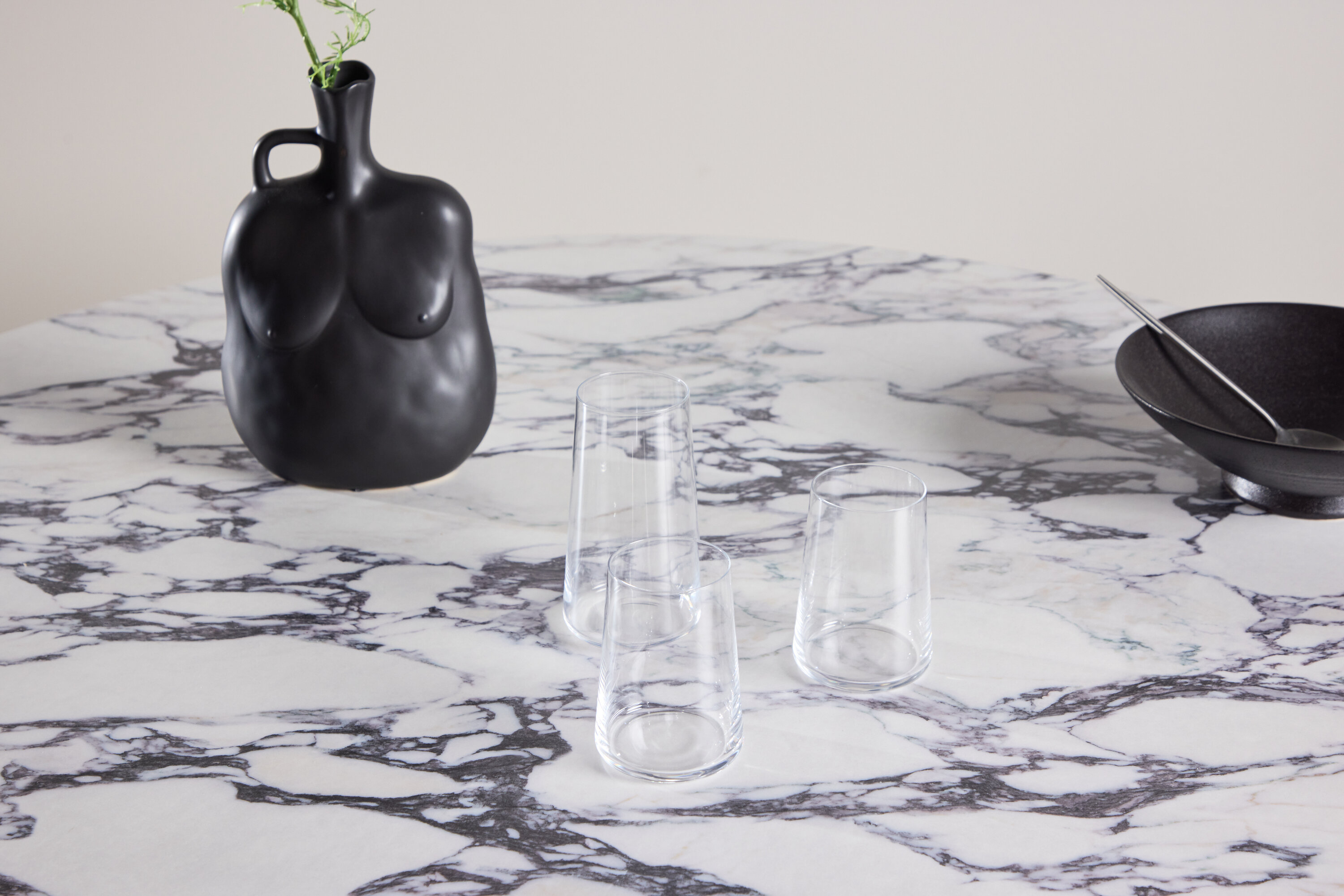 deLOHN Tekla Kerek étkezőasztal