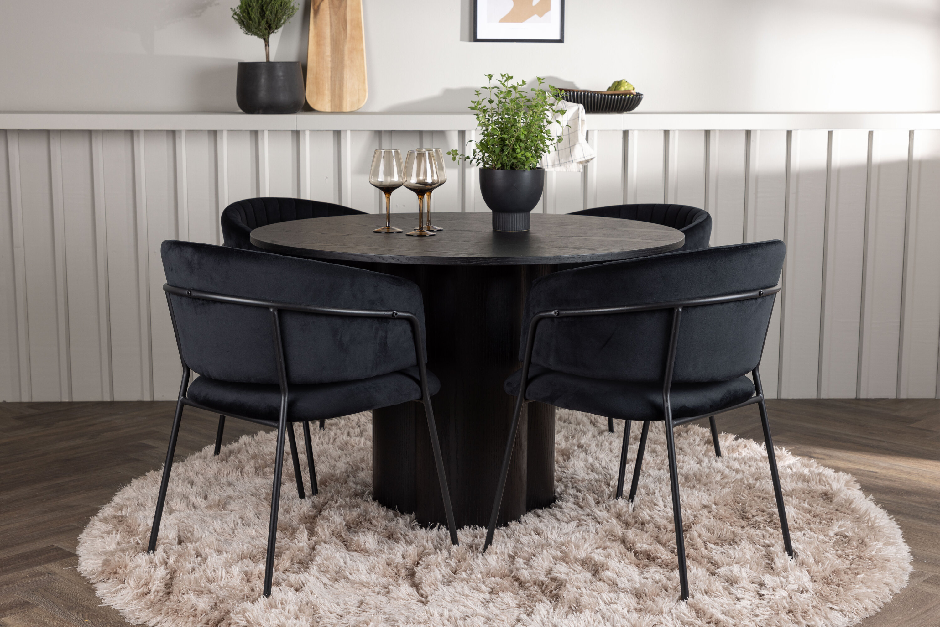 deLOHN Selma Kör alakú étkezőgarnitúra deLOHN Selma Kör alakú étkezőgarnitúra