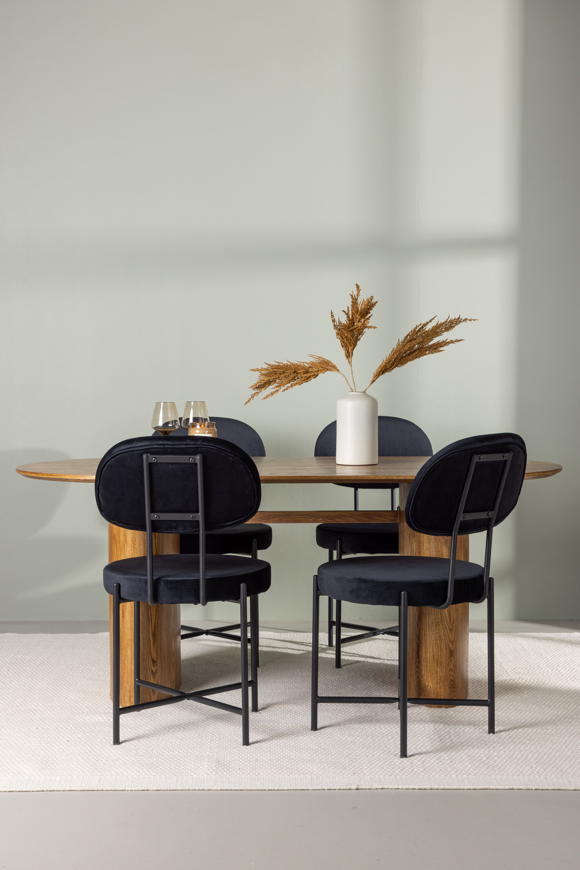 deLOHN Stella Ovális étkezőgarnitúra