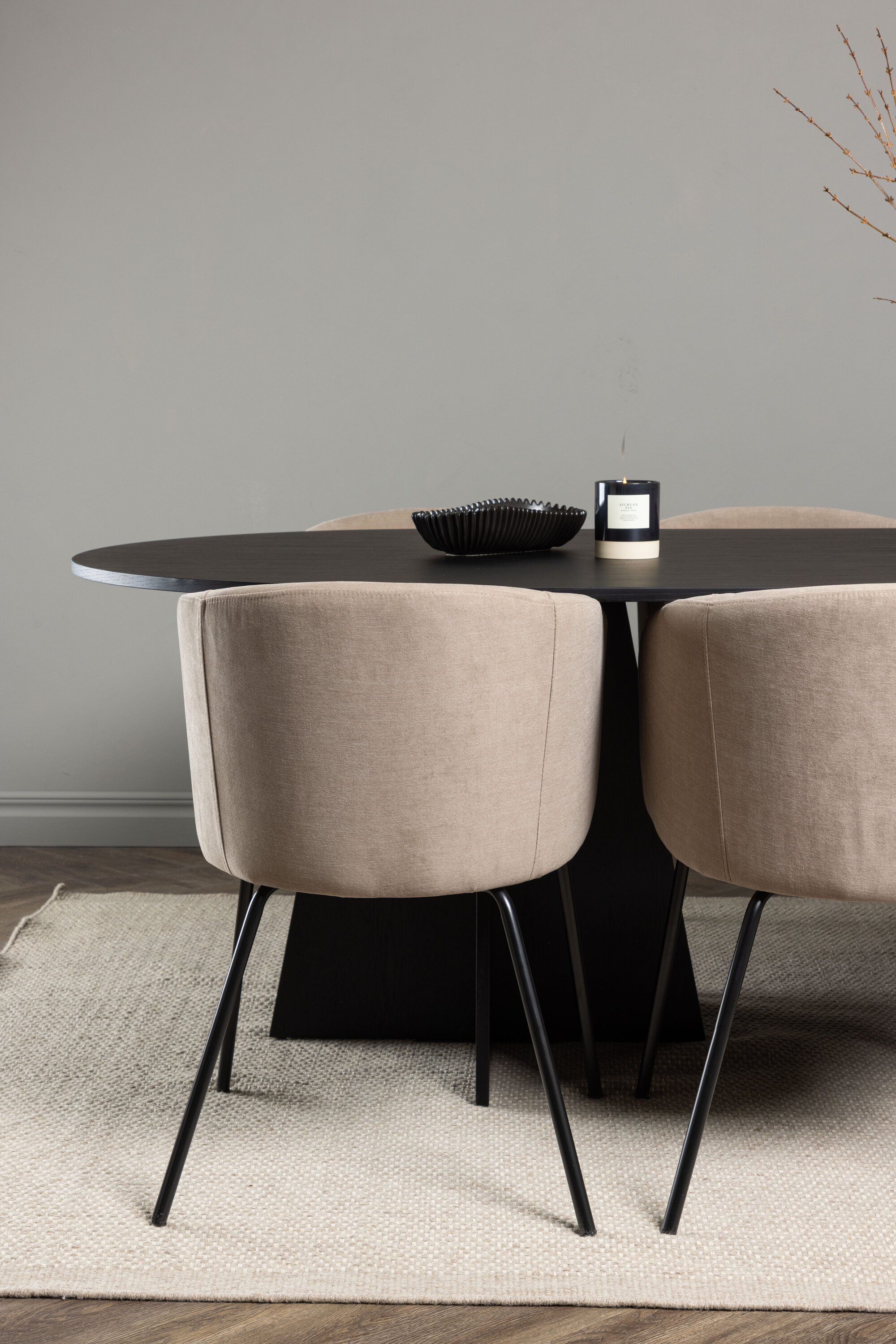 deLOHN Bootcut Oval, Berit Téglalap alakú étkezőgarnitúra