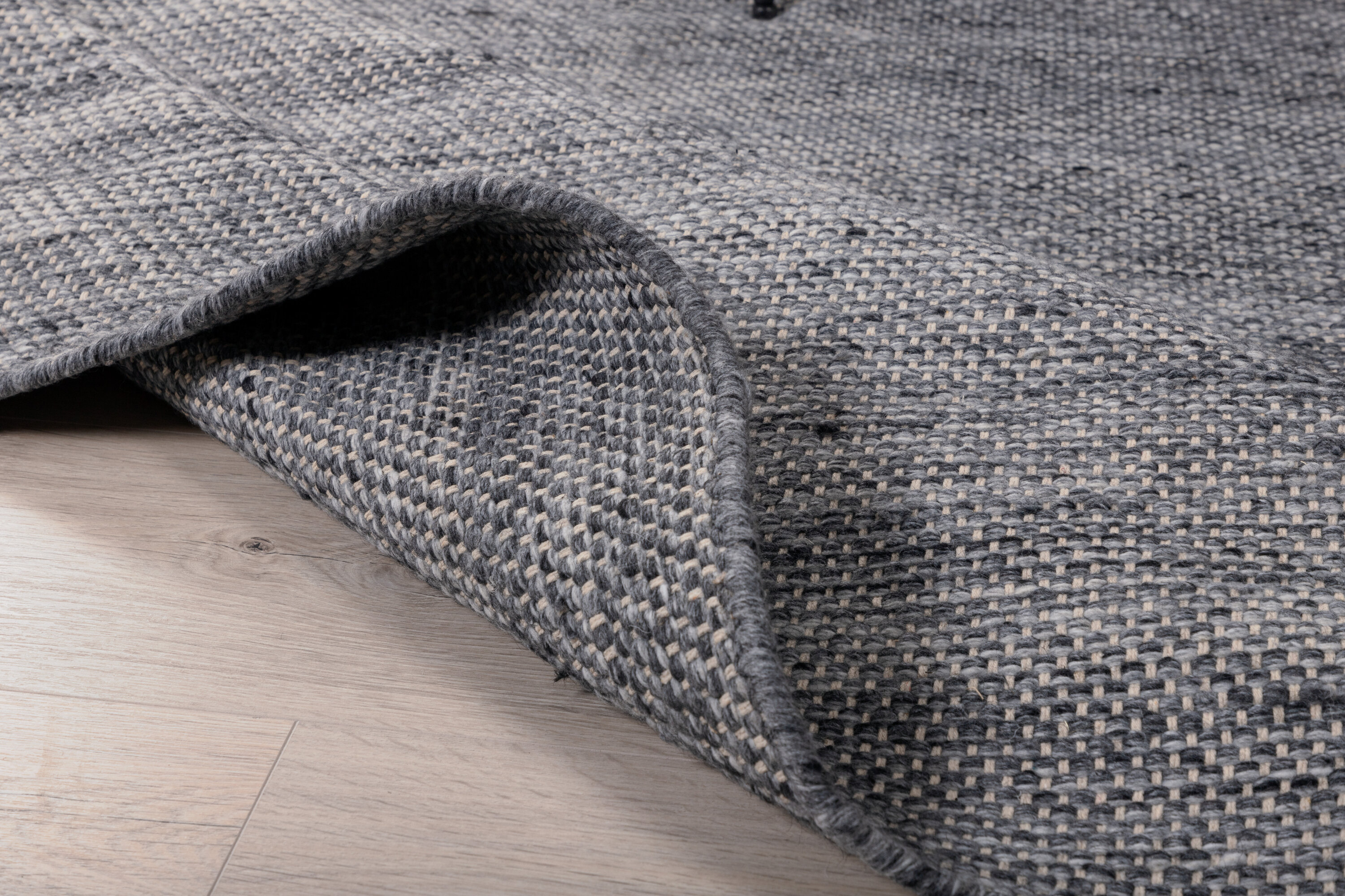 deLOHN Devi Nappali szőnyegek