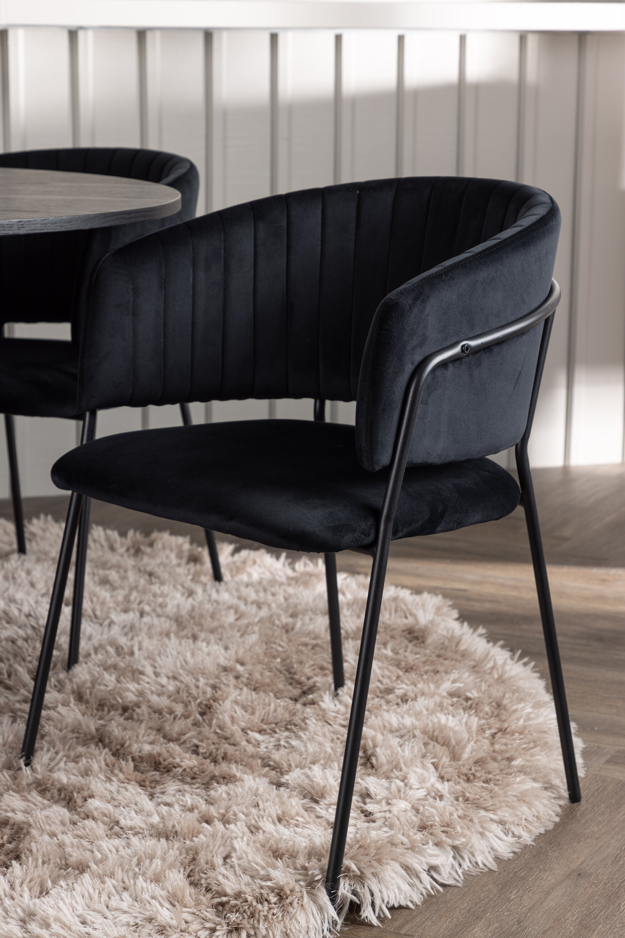 deLOHN Selma Kör alakú étkezőgarnitúra deLOHN Selma Kör alakú étkezőgarnitúra