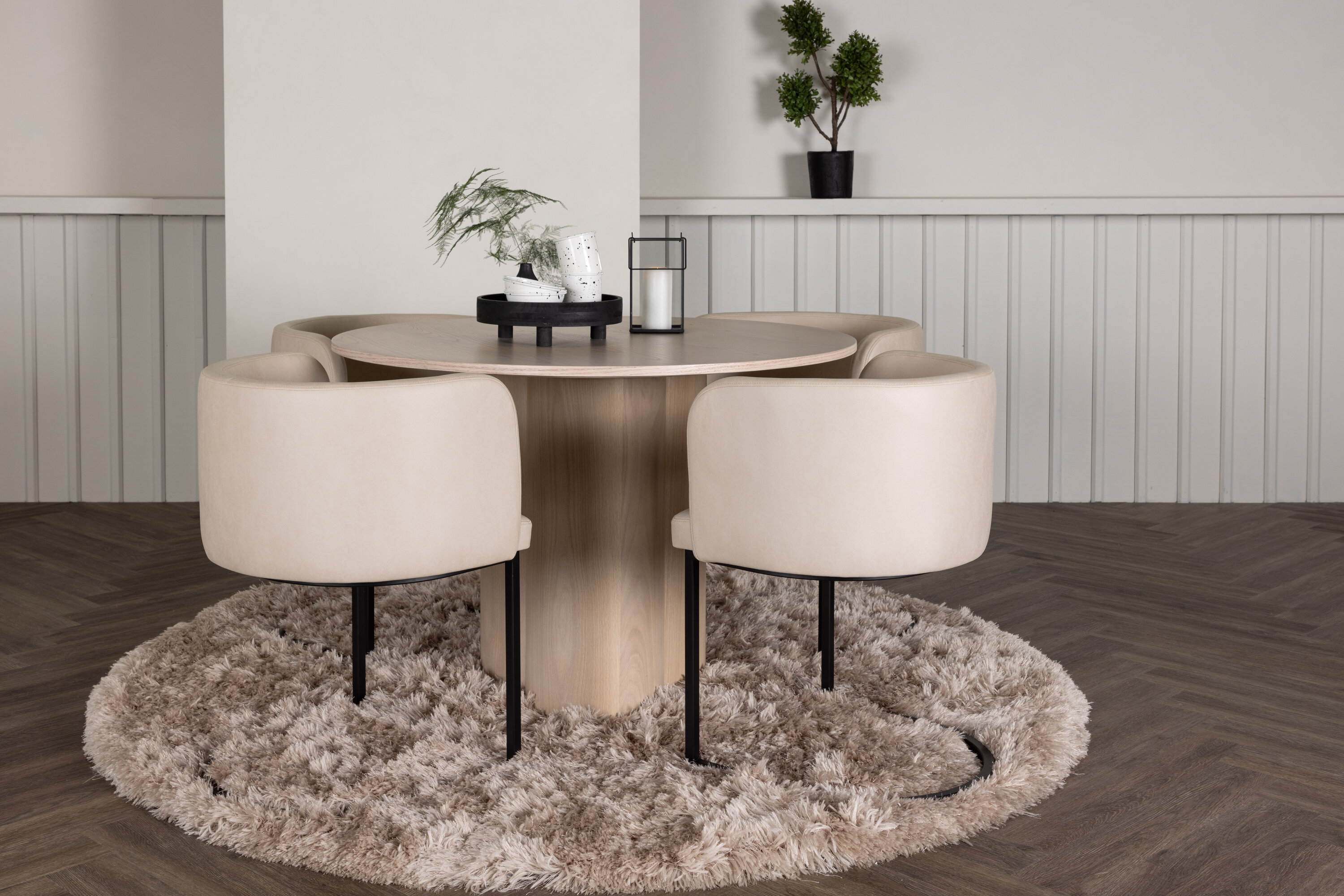 deLOHN Olivia, Simrishamn Kör alakú étkezőgarnitúra