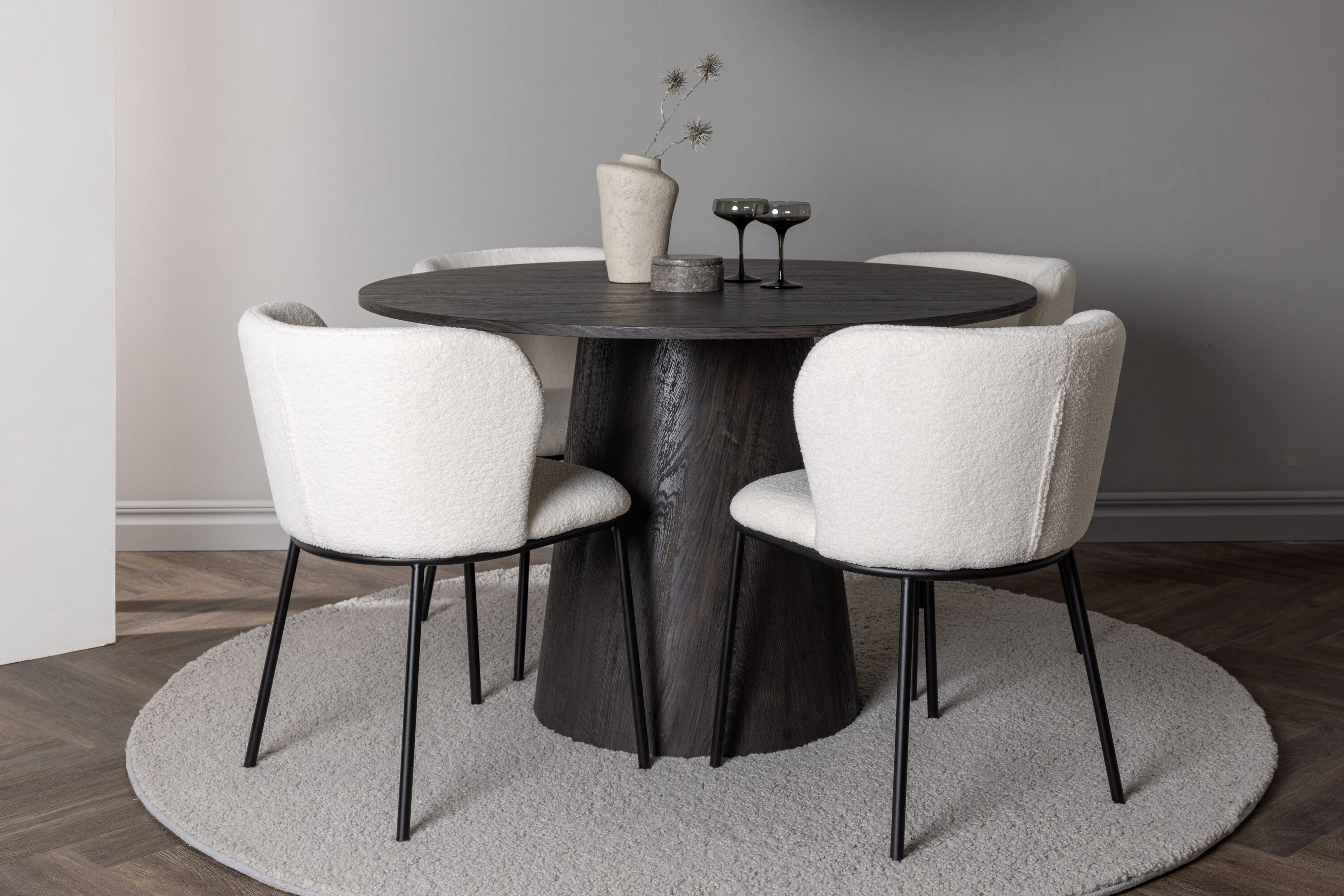 deLOHN Edina Kör alakú étkezőgarnitúra