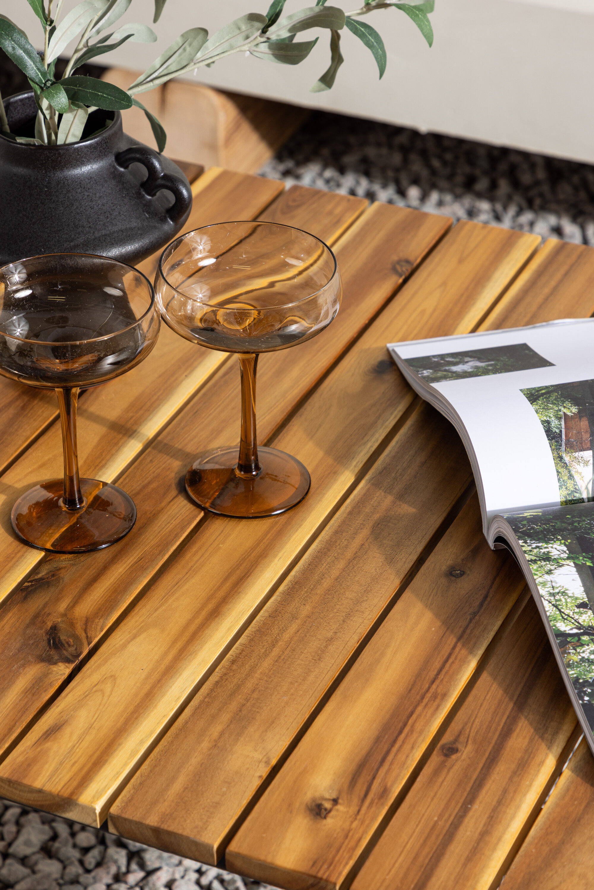 deLOHN Penh Dohányzóasztal