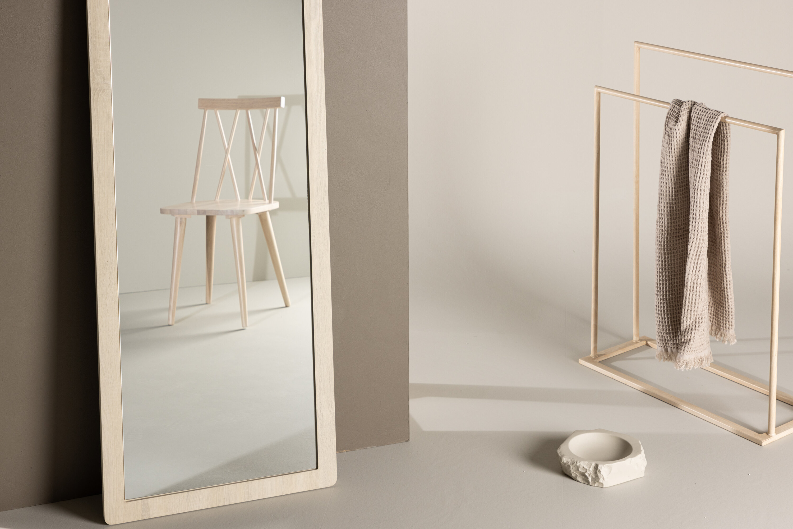 deLOHN Memphis Nagy tükör