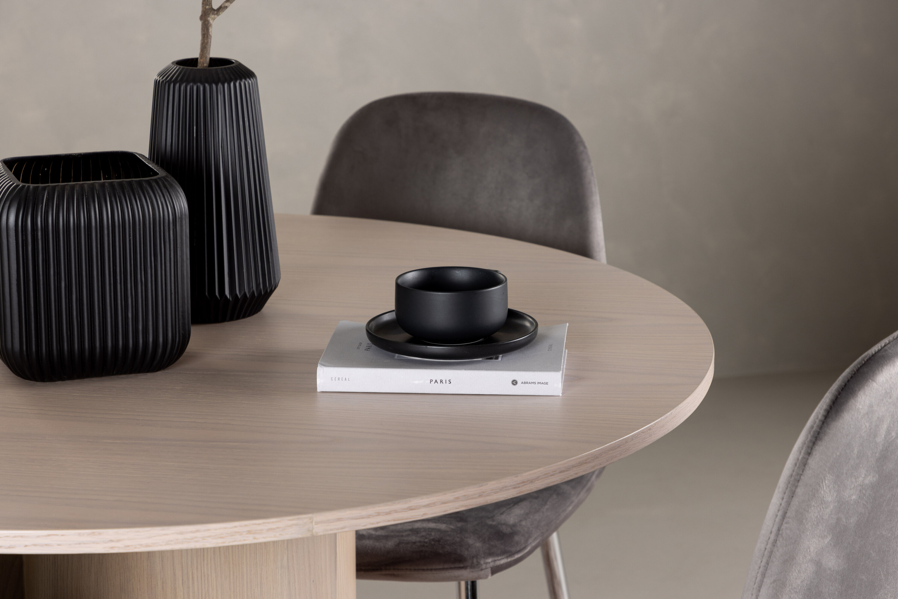 deLOHN Eva Kör alakú étkezőgarnitúra