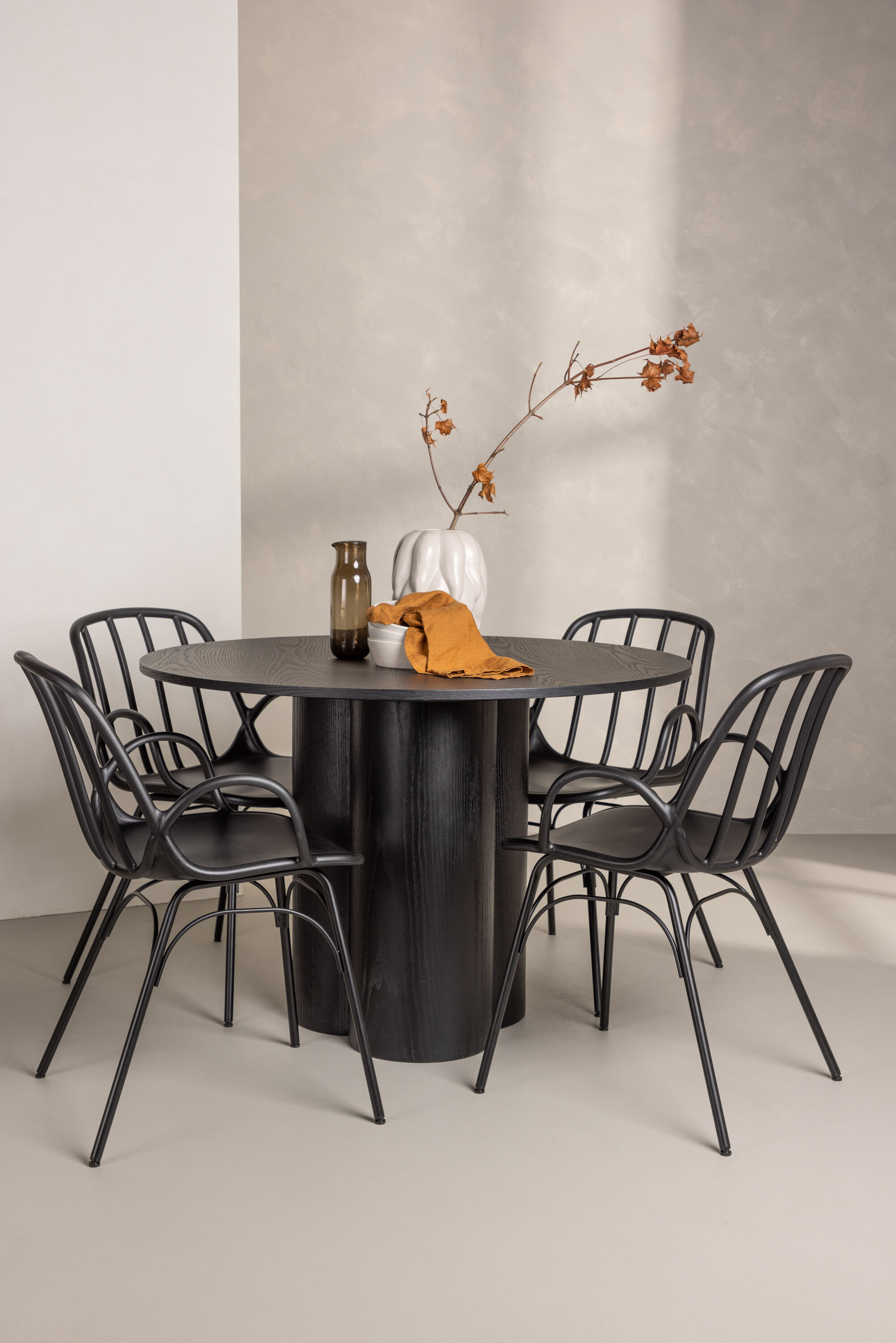 deLOHN Olivia, Dyrön Kör alakú étkezőgarnitúra