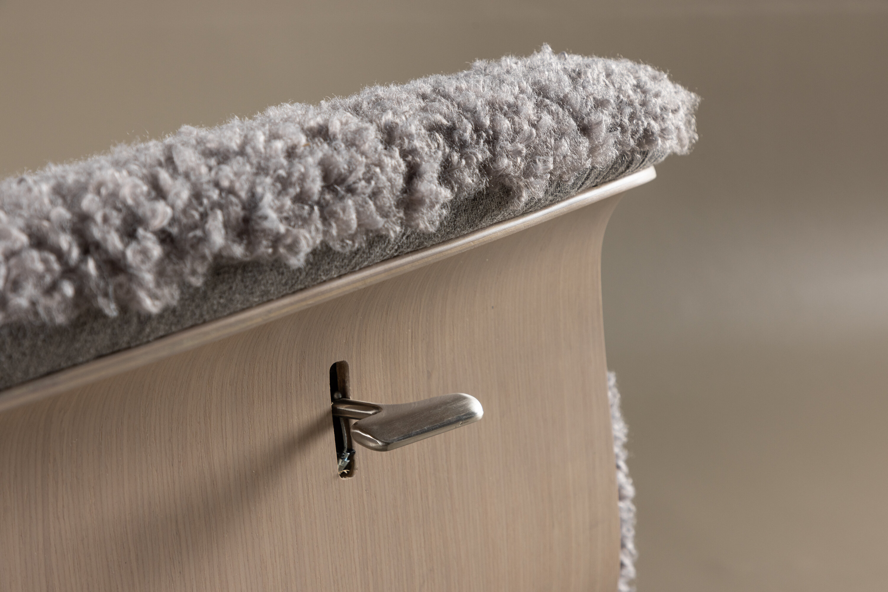 deLOHN Hagön Nyugágy szék