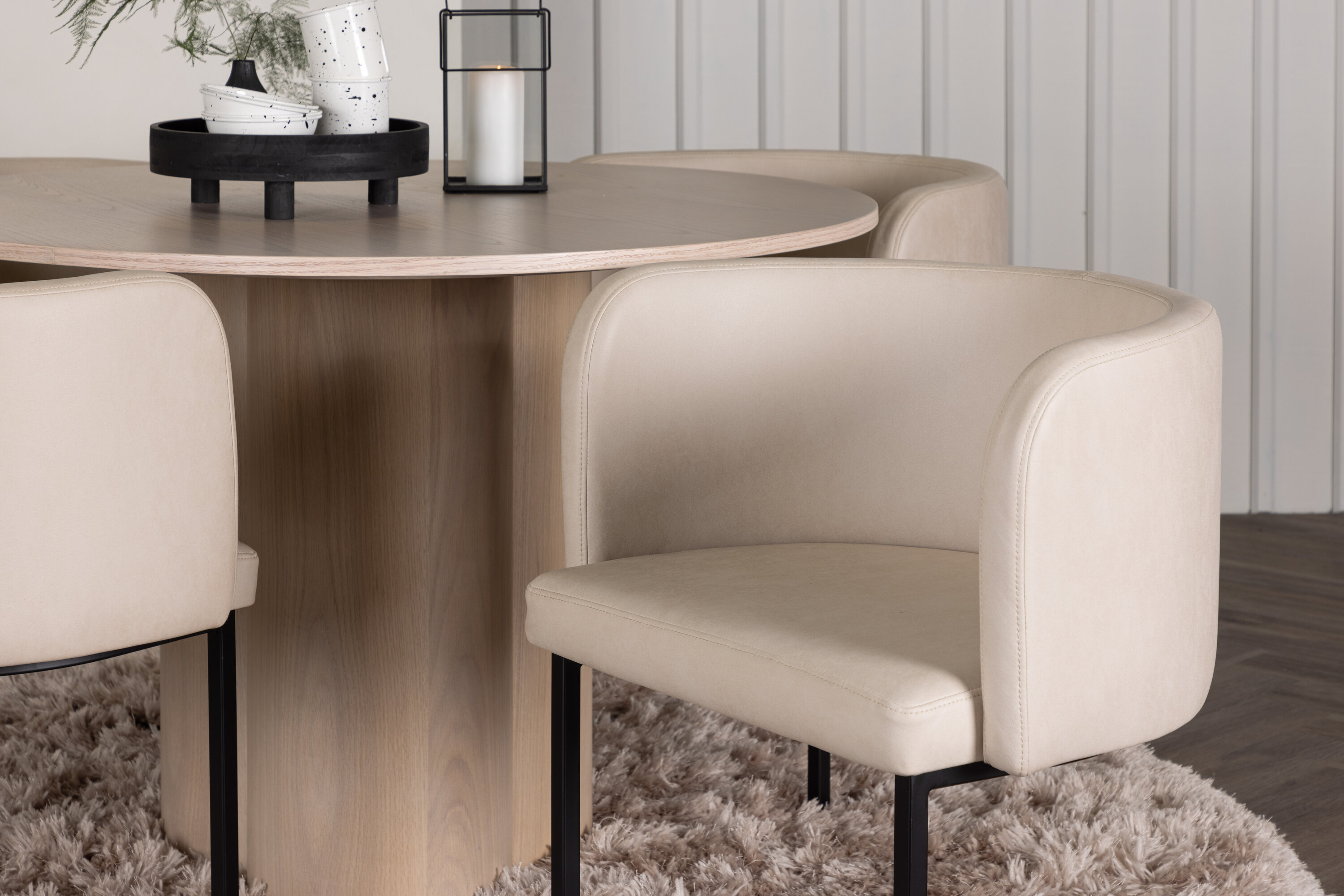 deLOHN Olivia, Simrishamn Kör alakú étkezőgarnitúra