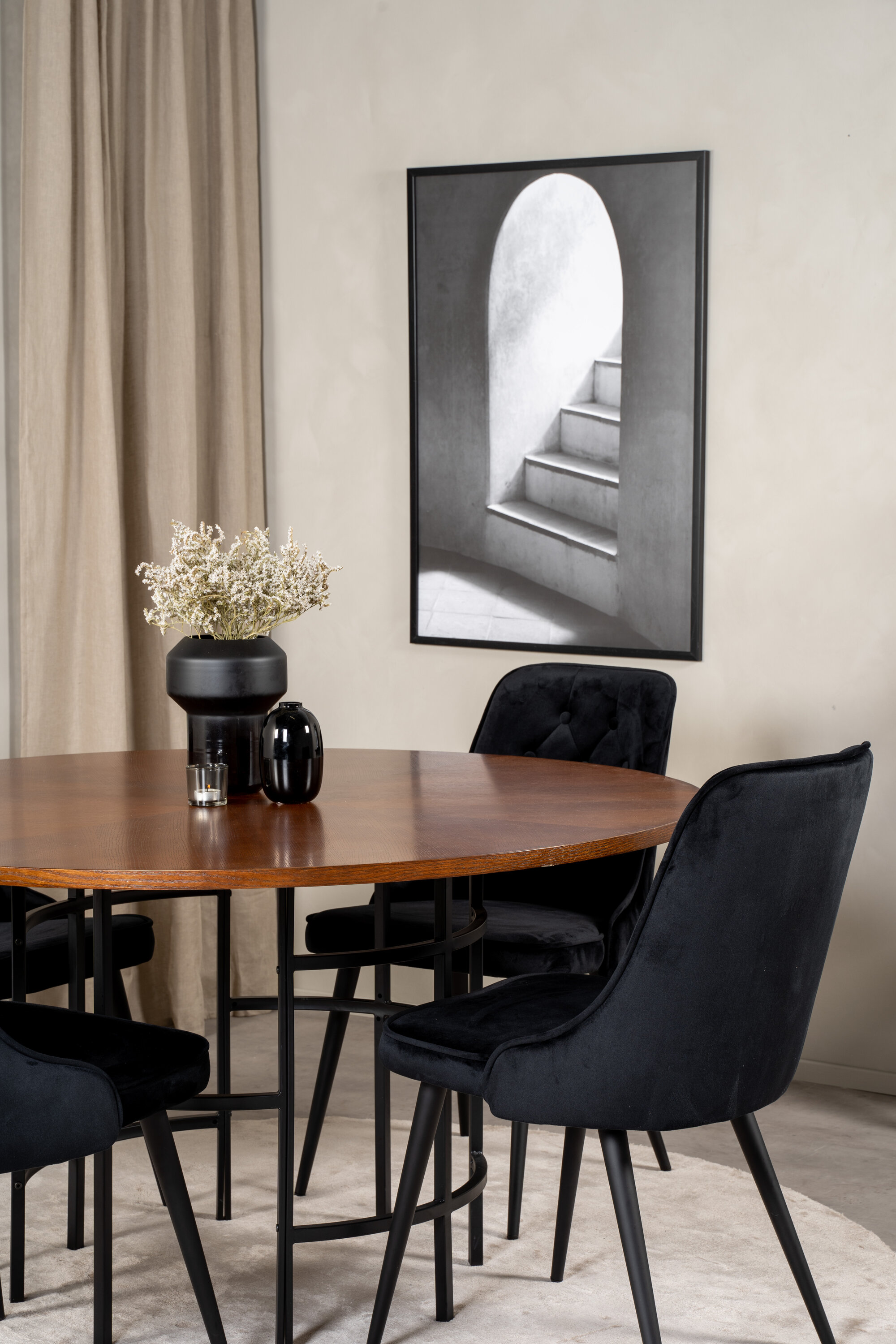 deLOHN Copenhagen, Velvet Deluxe Kör alakú étkezőgarnitúra deLOHN Copenhagen, Velvet Deluxe Kör alakú étkezőgarnitúra