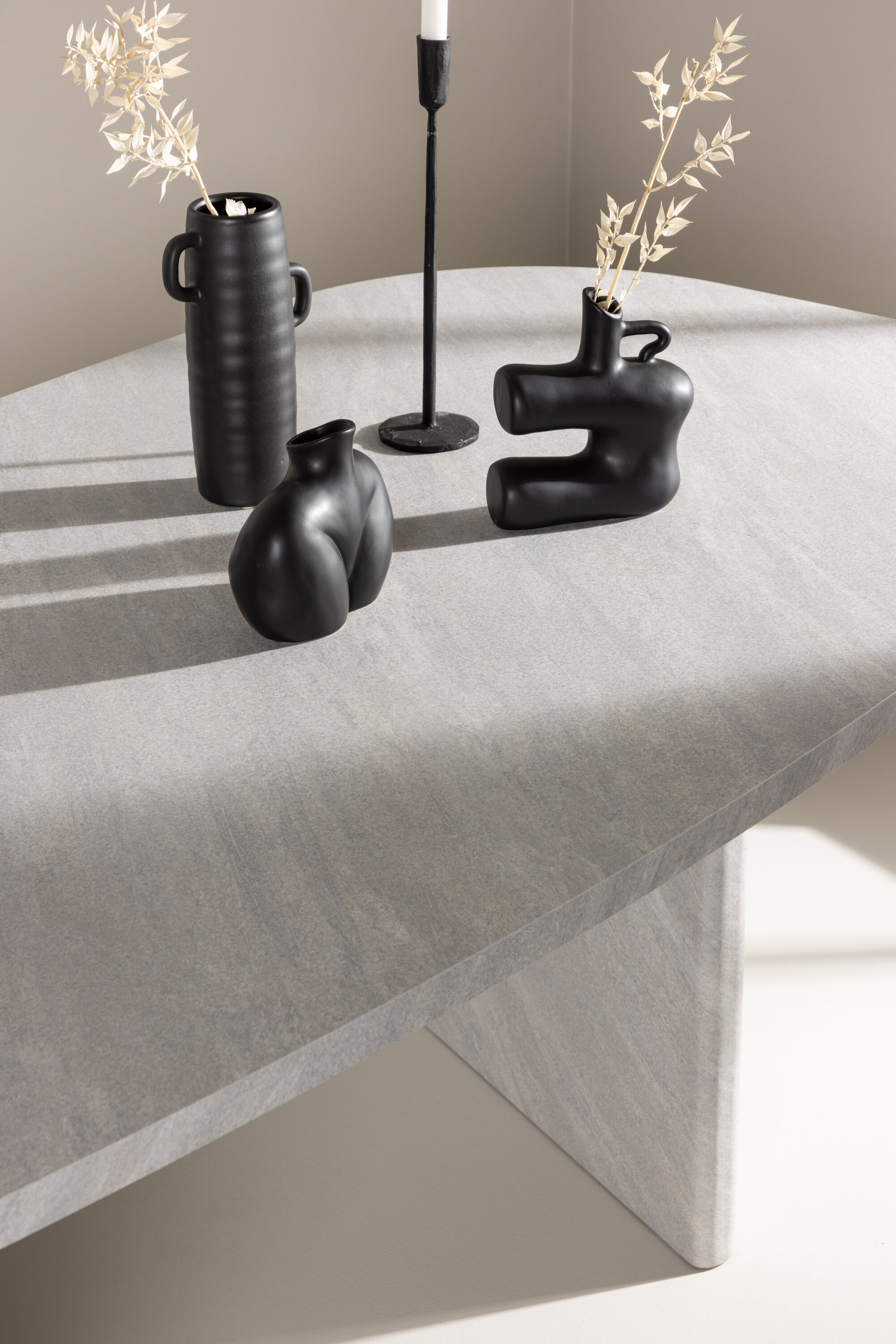 deLOHN Grönvik Ovális étkezőasztal deLOHN Grönvik Ovális étkezőasztal