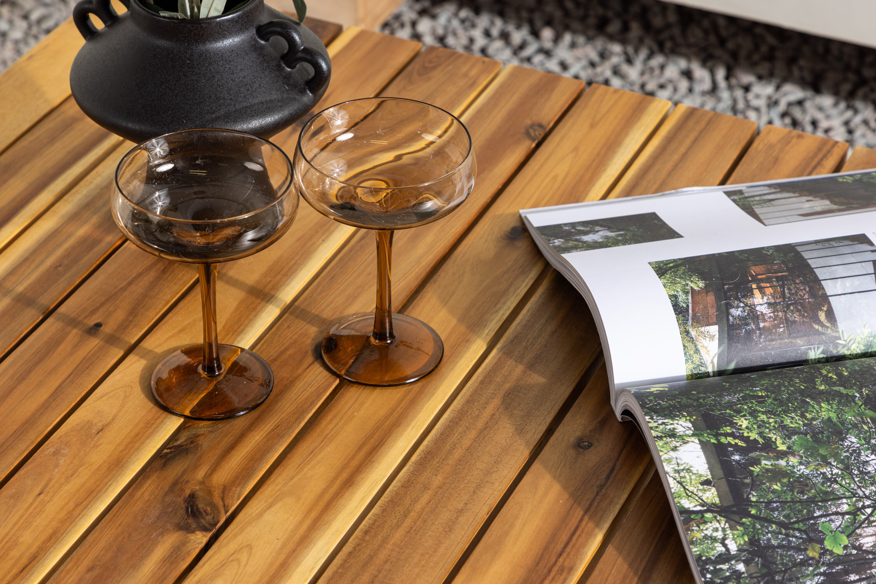 deLOHN Penh Dohányzóasztal