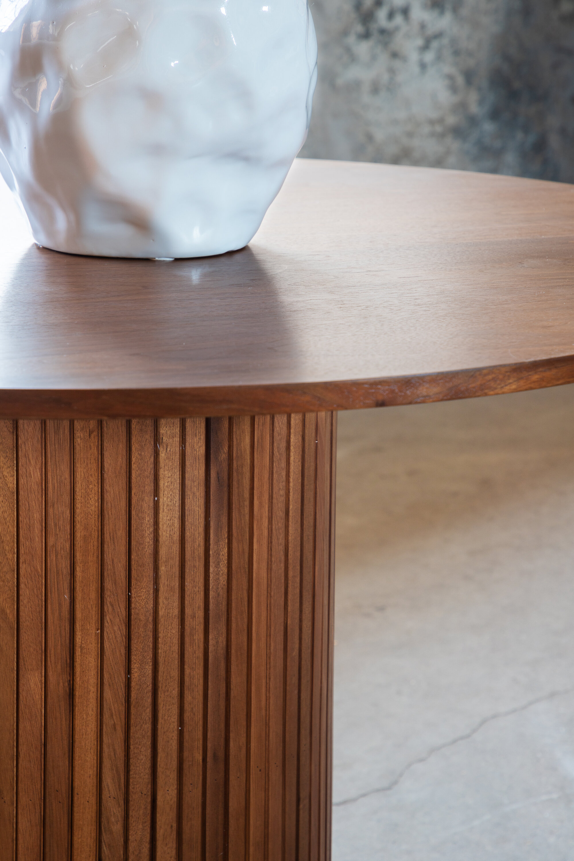 deLOHN Bianca Kerek étkezőasztal deLOHN Bianca Kerek étkezőasztal