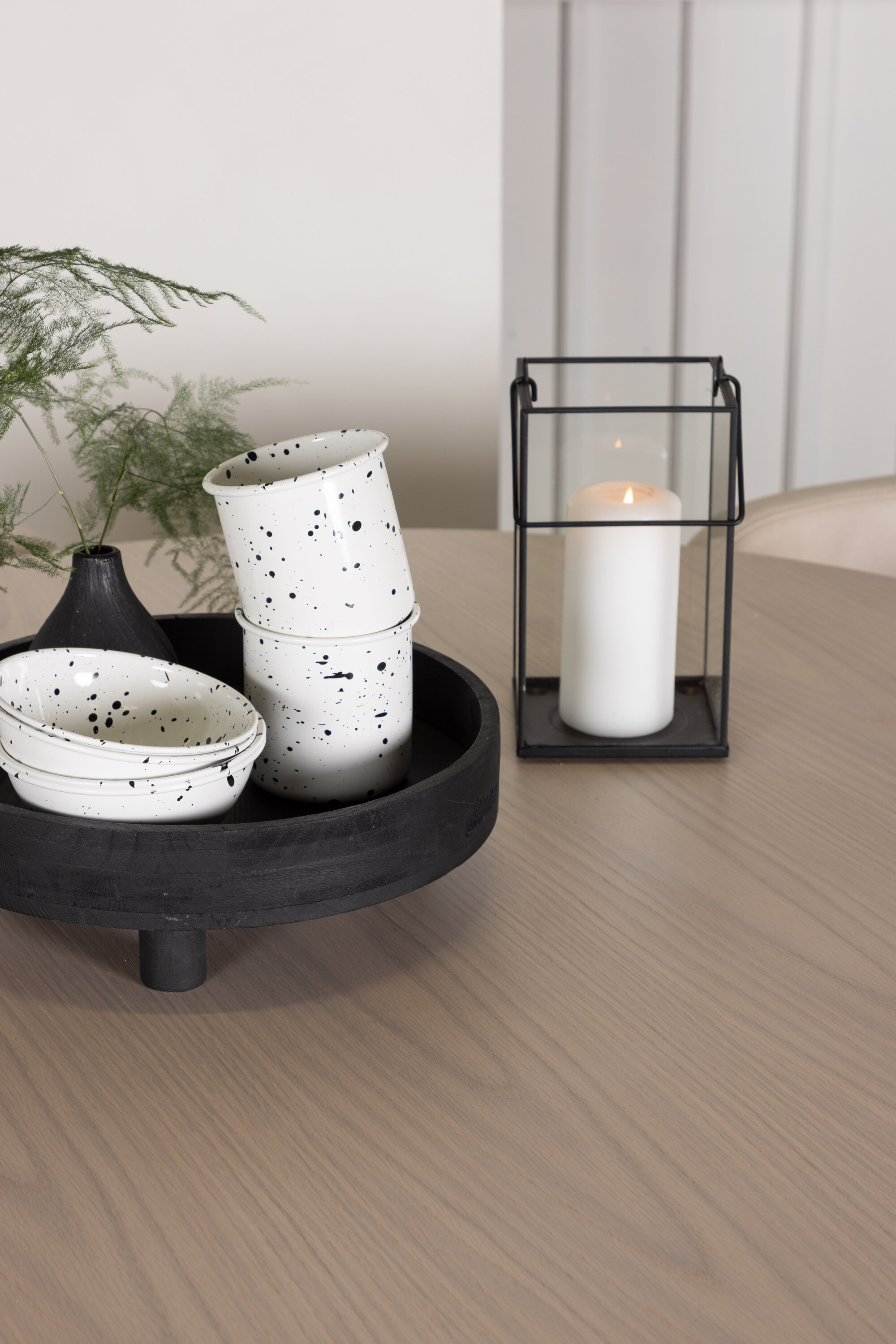 deLOHN Olivia, Simrishamn Kör alakú étkezőgarnitúra