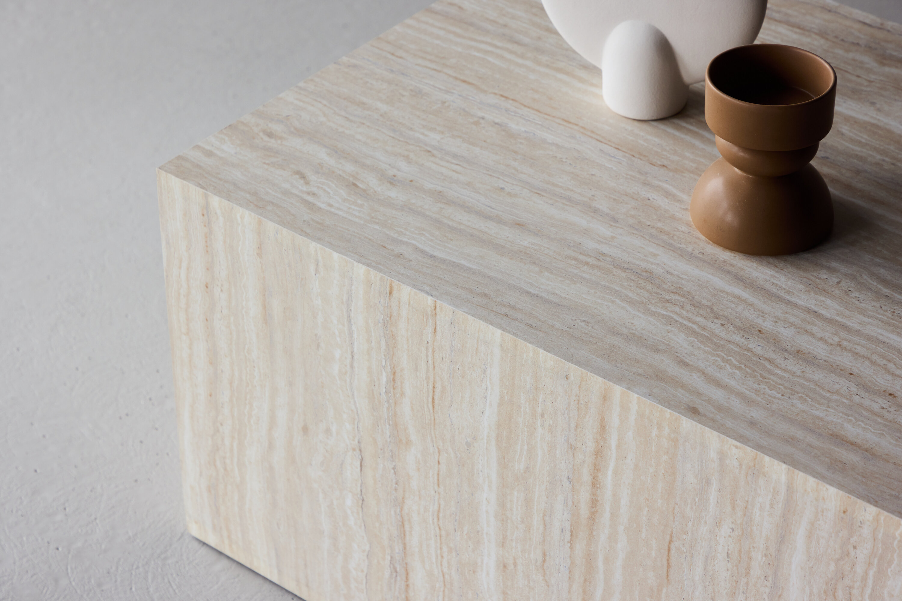 deLOHN York Dohányzóasztal