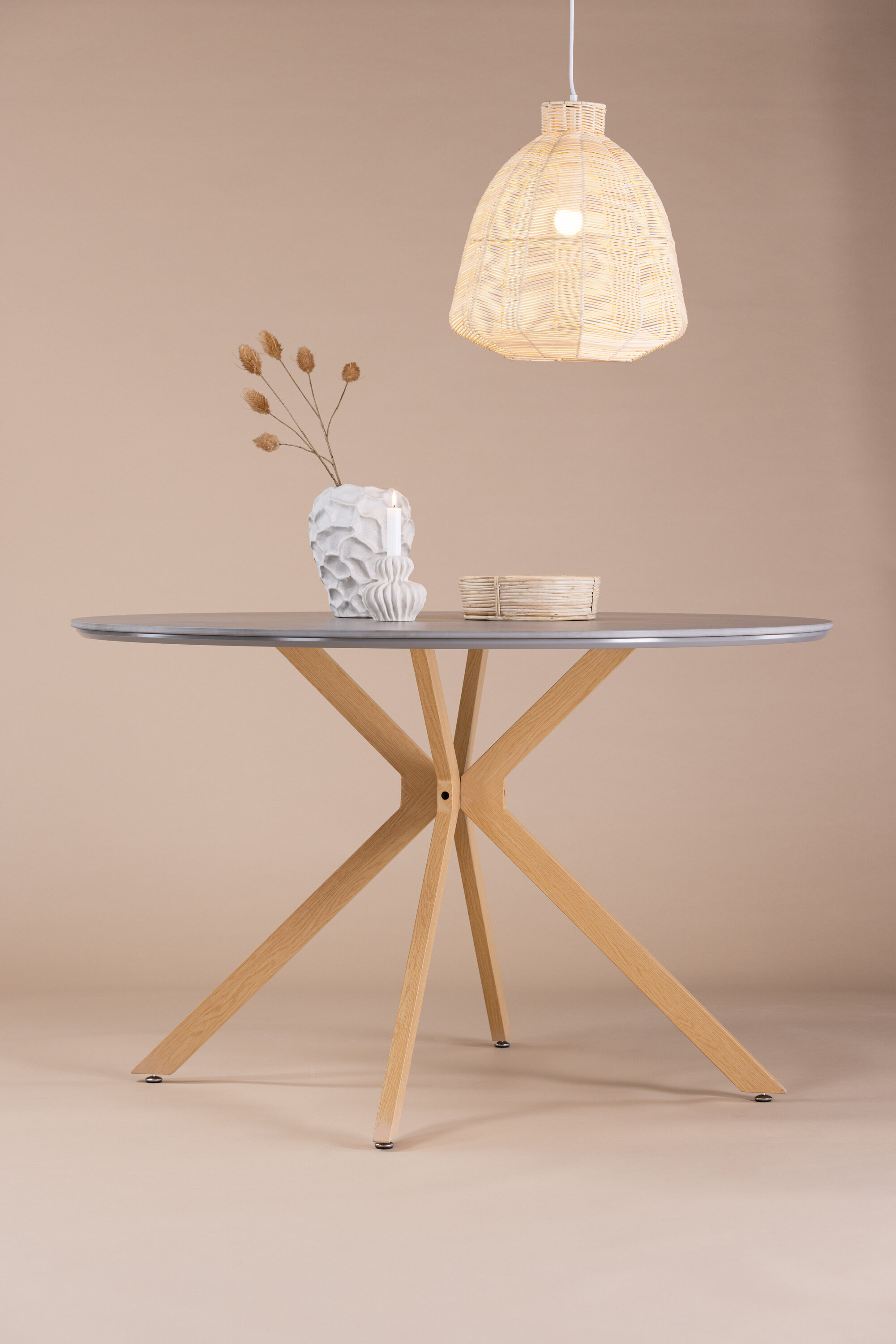 deLOHN Piazza Kerek étkezőasztal