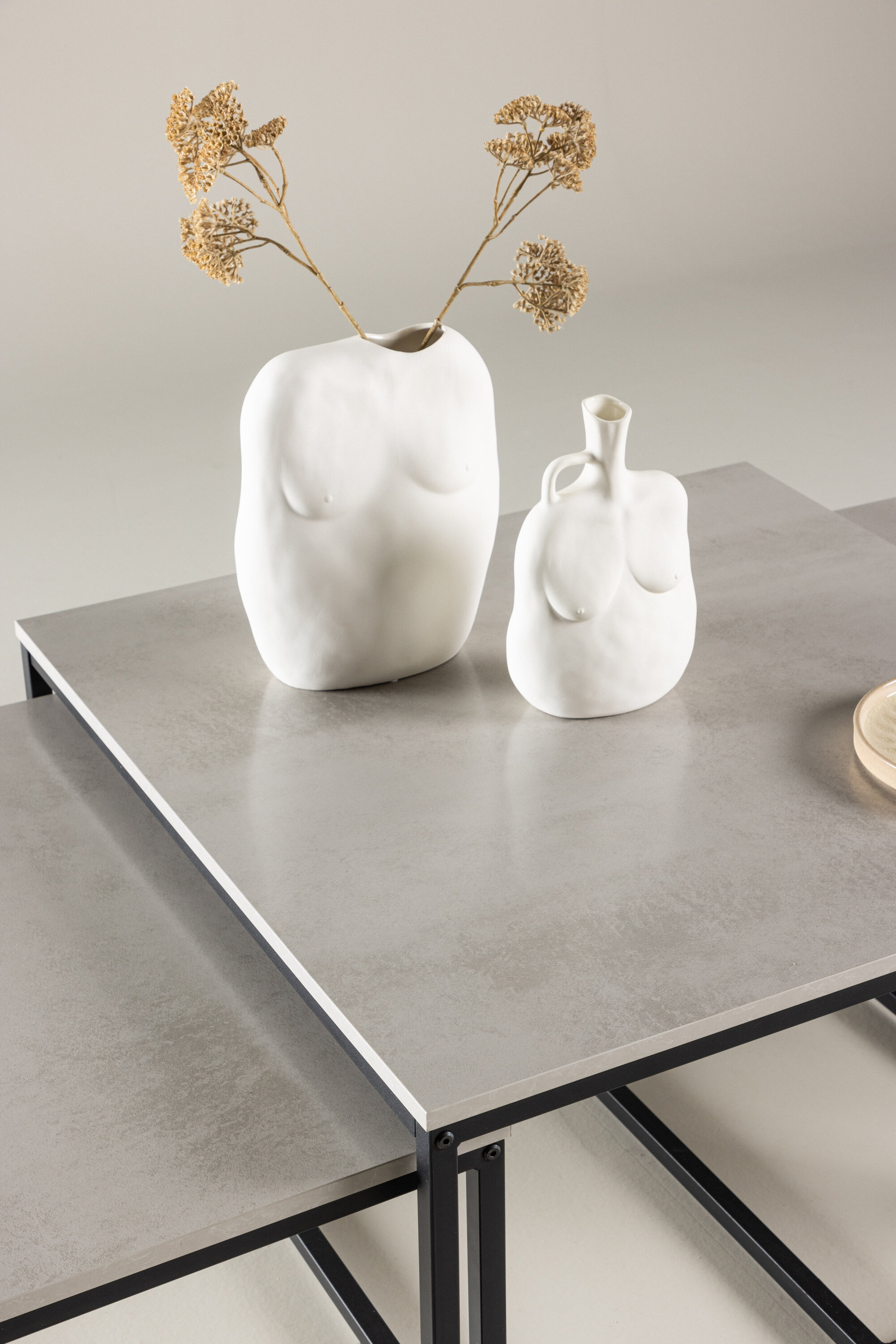 deLOHN Solna Dohányzóasztal