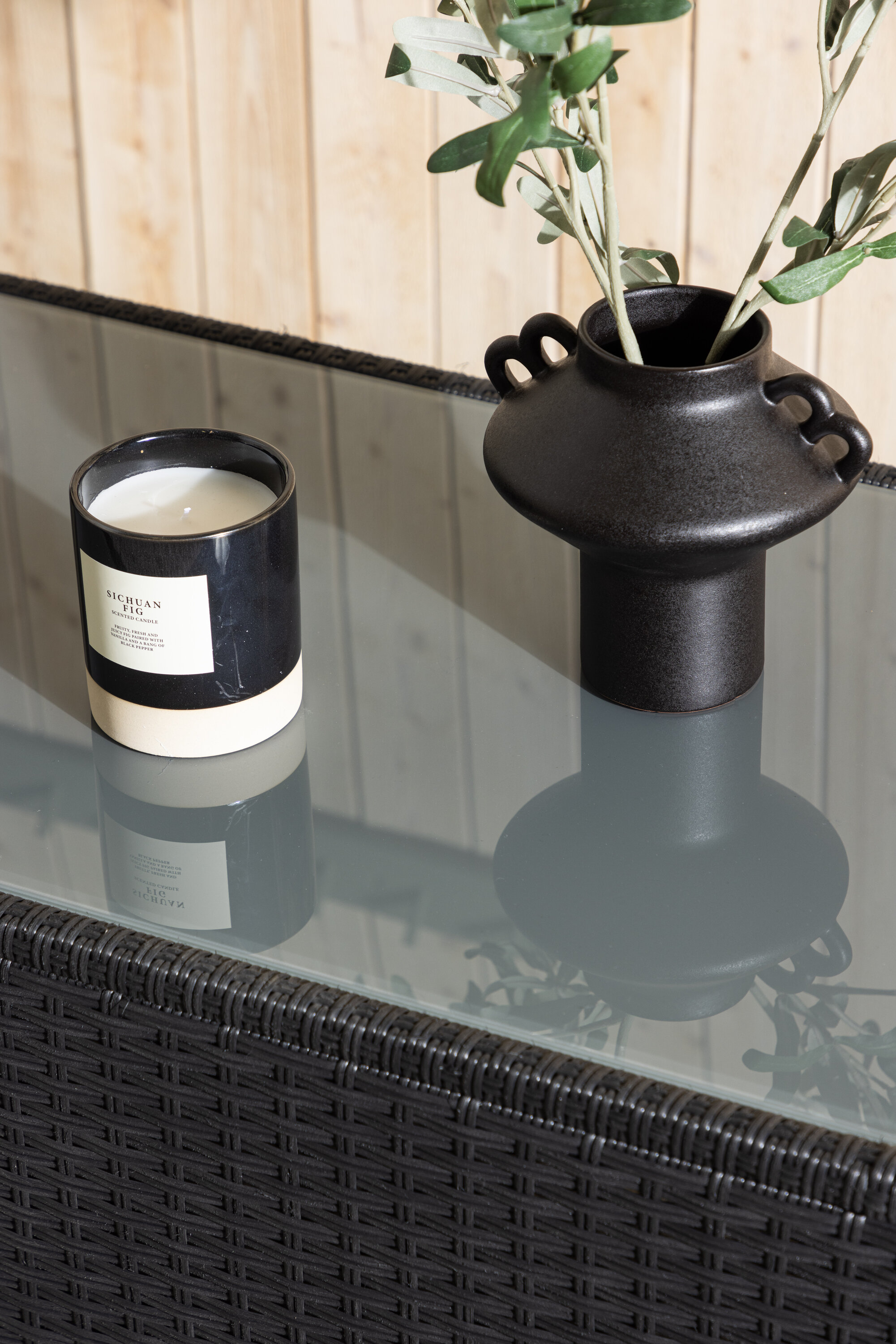 deLOHN London Dohányzóasztal