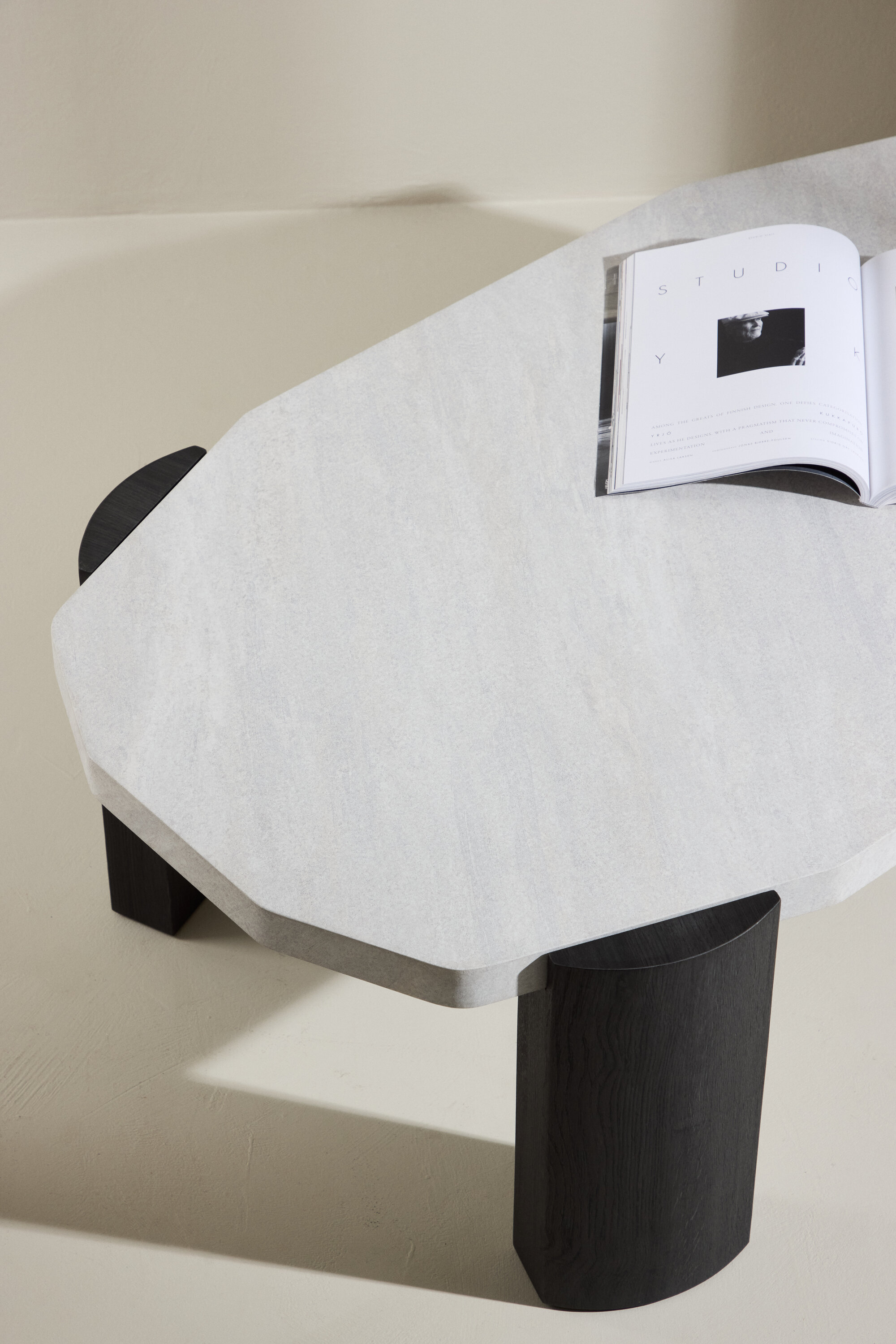 deLOHN Kres Dohányzóasztal