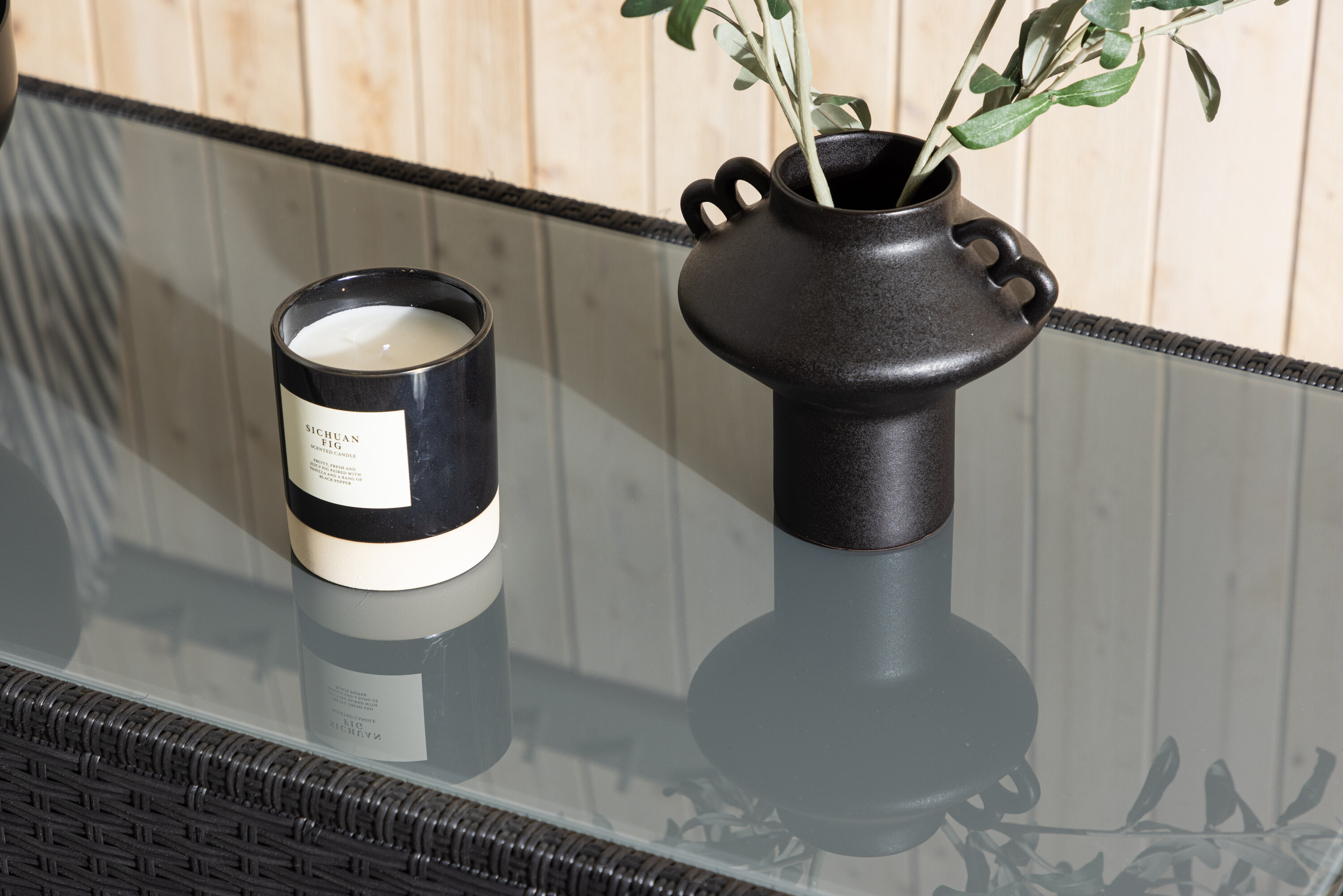 deLOHN London Dohányzóasztal