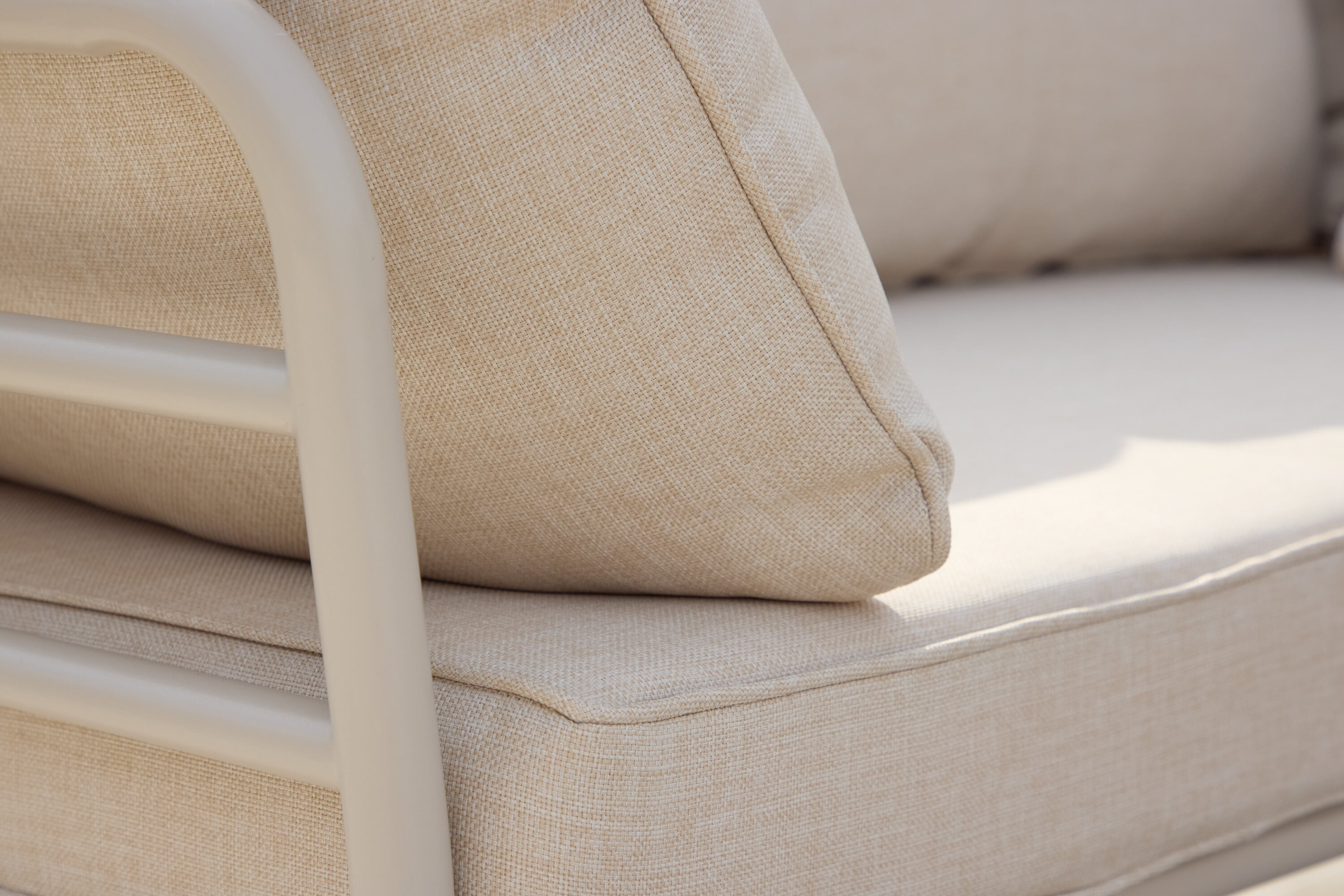 deLOHN Penh Kerti ülőgarnitúra deLOHN Penh Kerti ülőgarnitúra