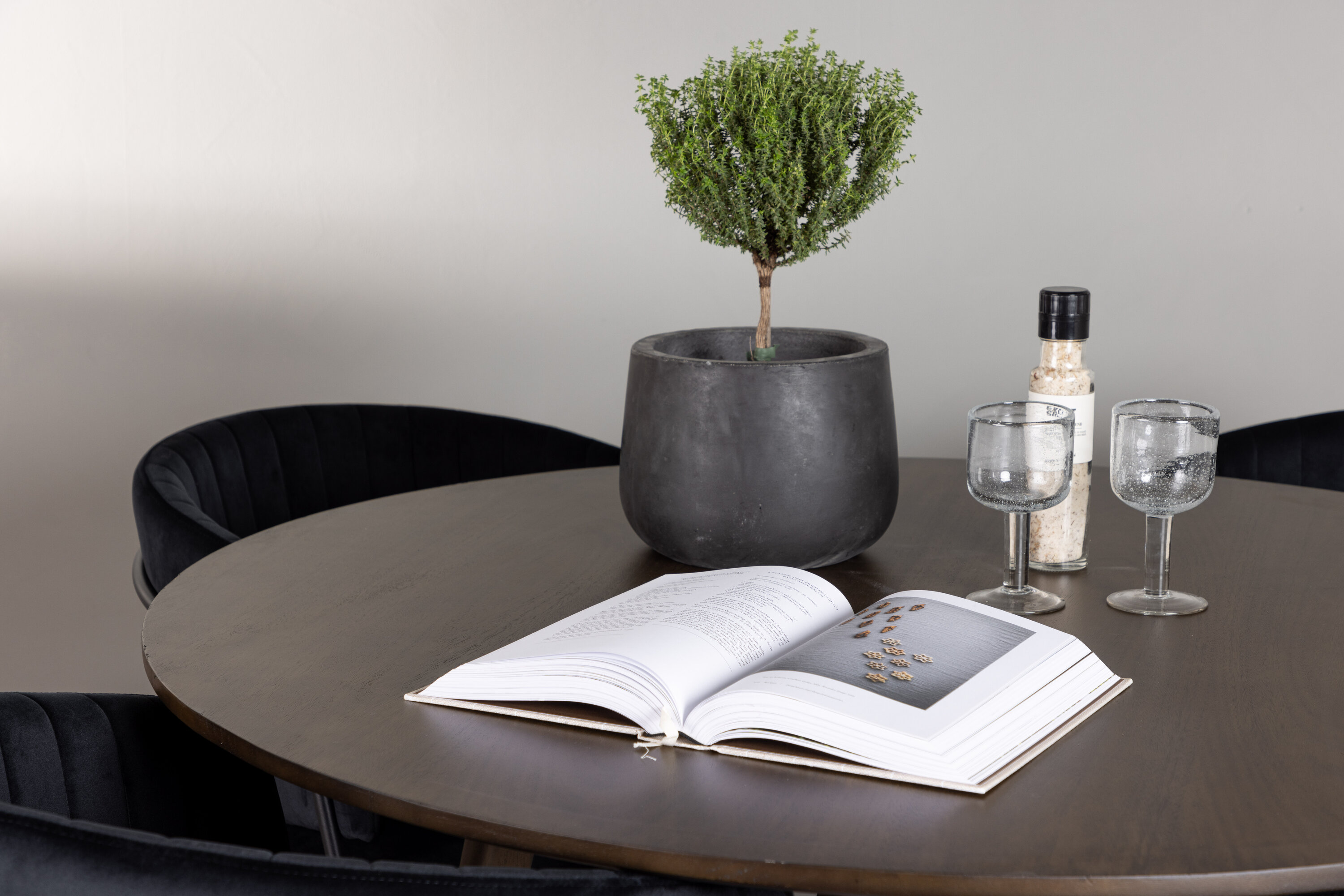 deLOHN Selma Kör alakú étkezőgarnitúra