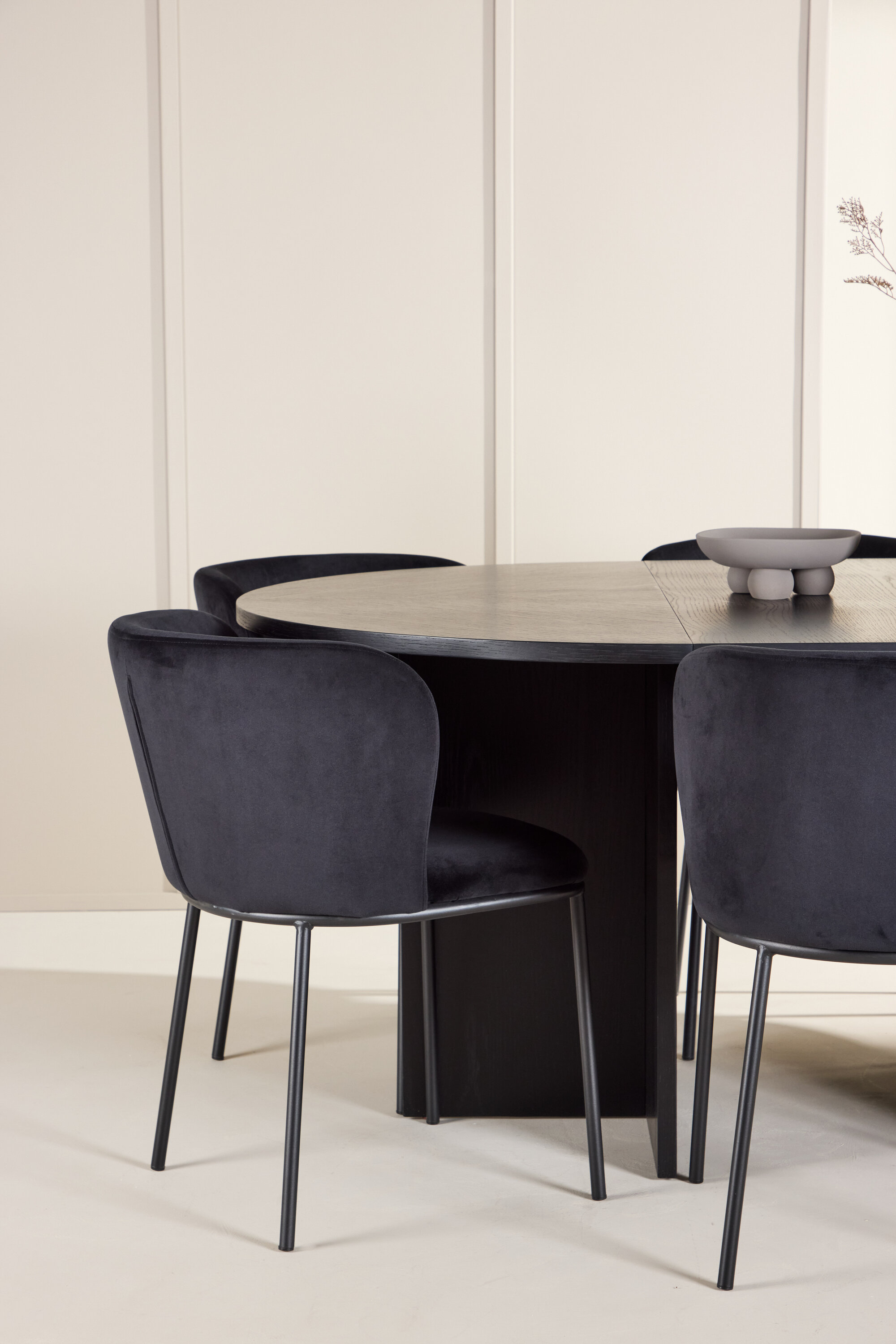 deLOHN Strada, Edina Ovális étkezőgarnitúra